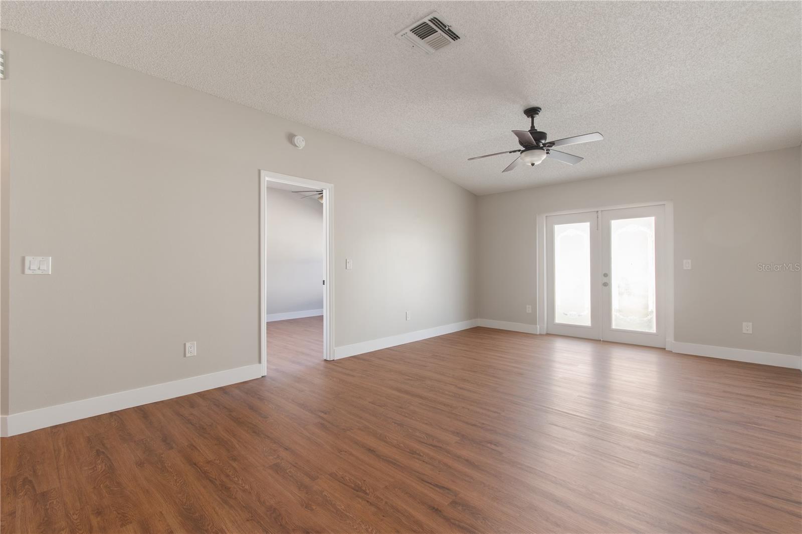 MOUNT GREENWOOD UNIT 5 OF - Residential