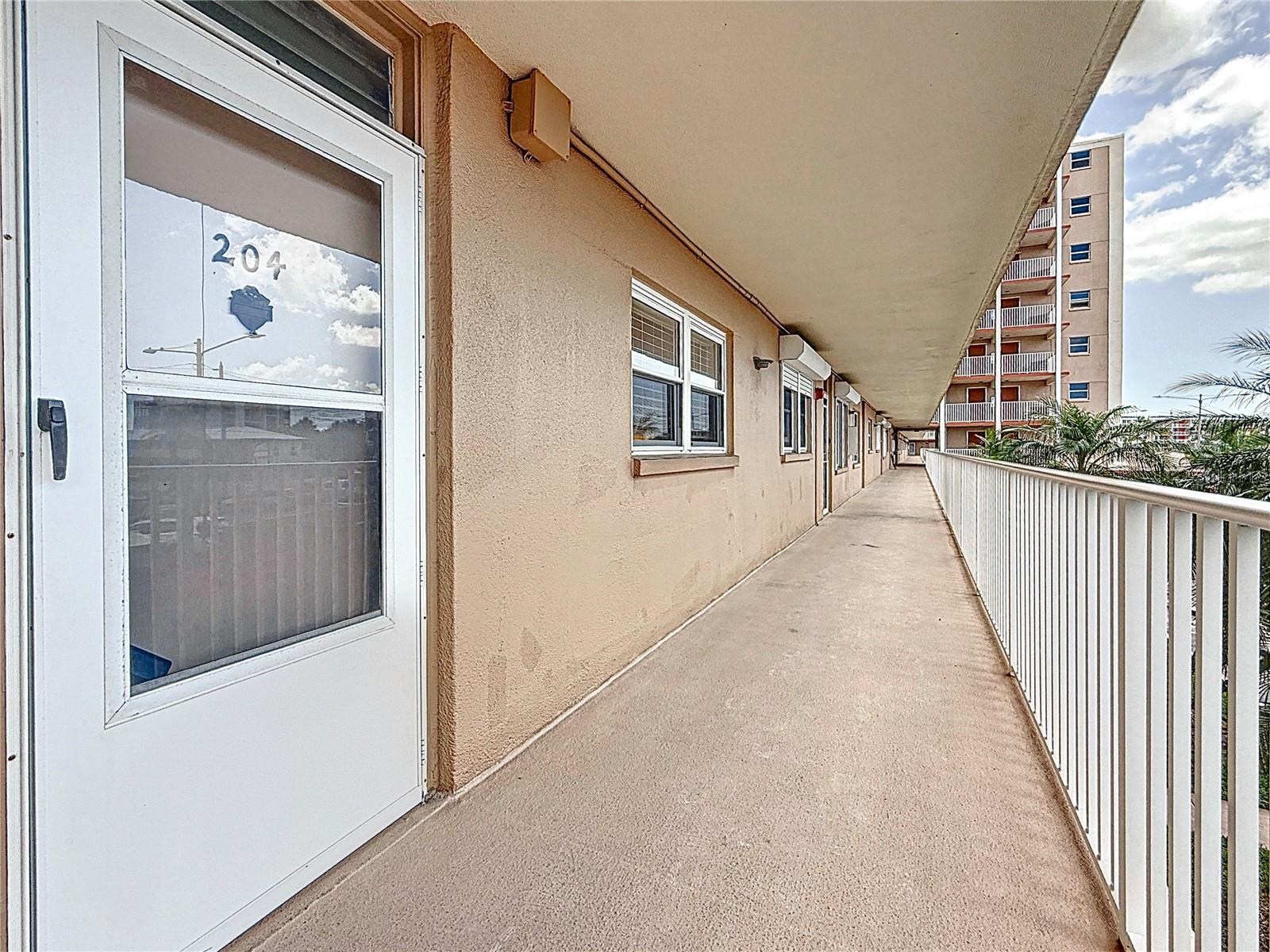 SHORE CREST BLDG - Residential