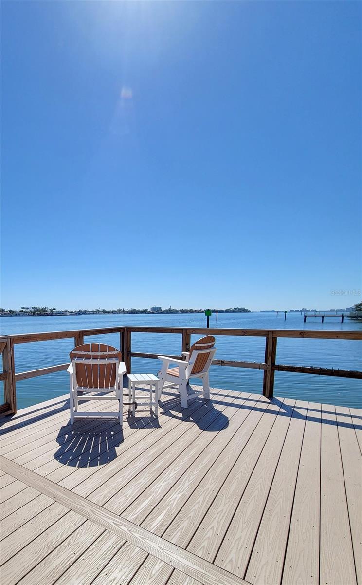 SHORE CREST BLDG - Residential