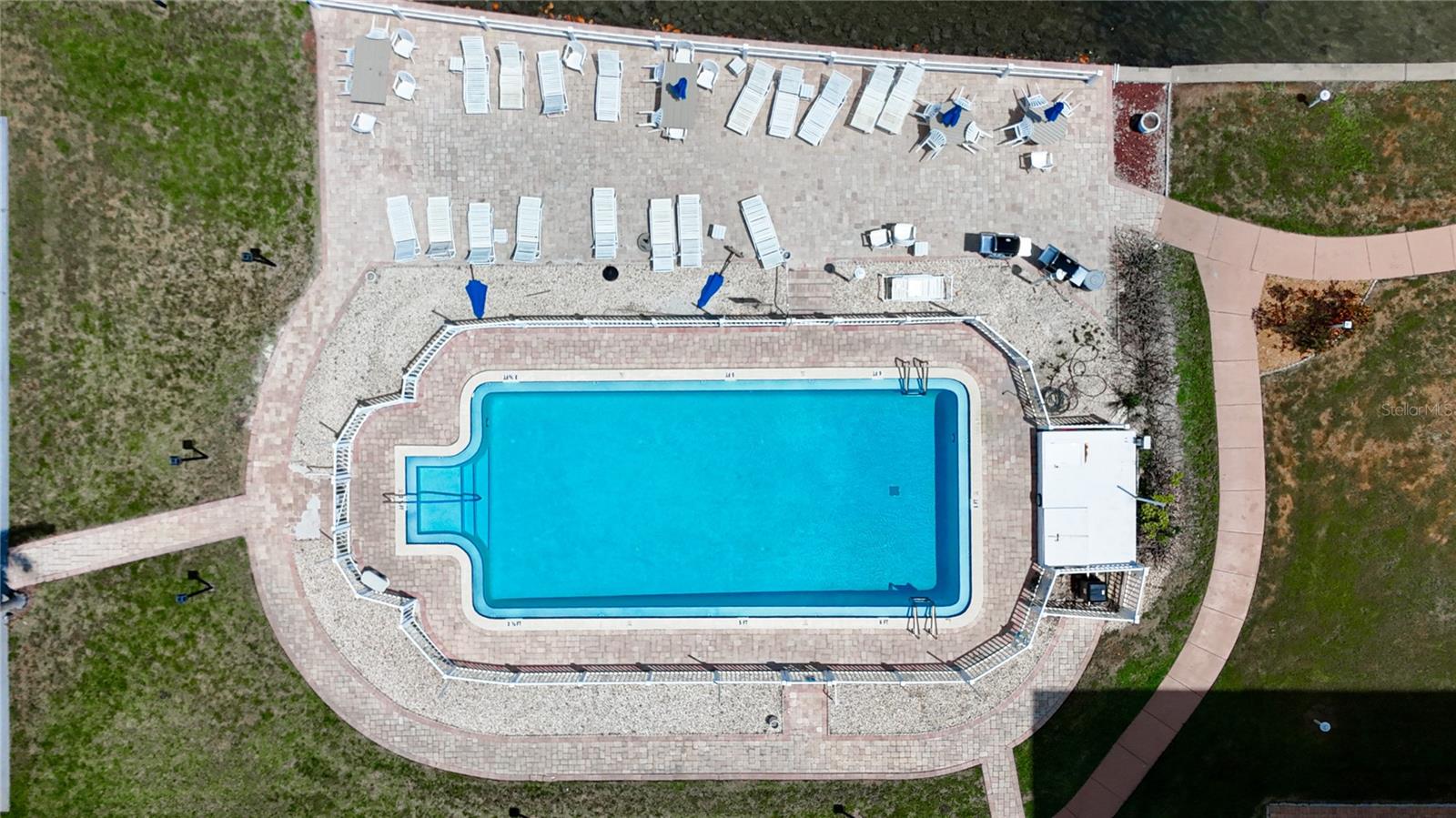 SHORE CREST BLDG - Residential