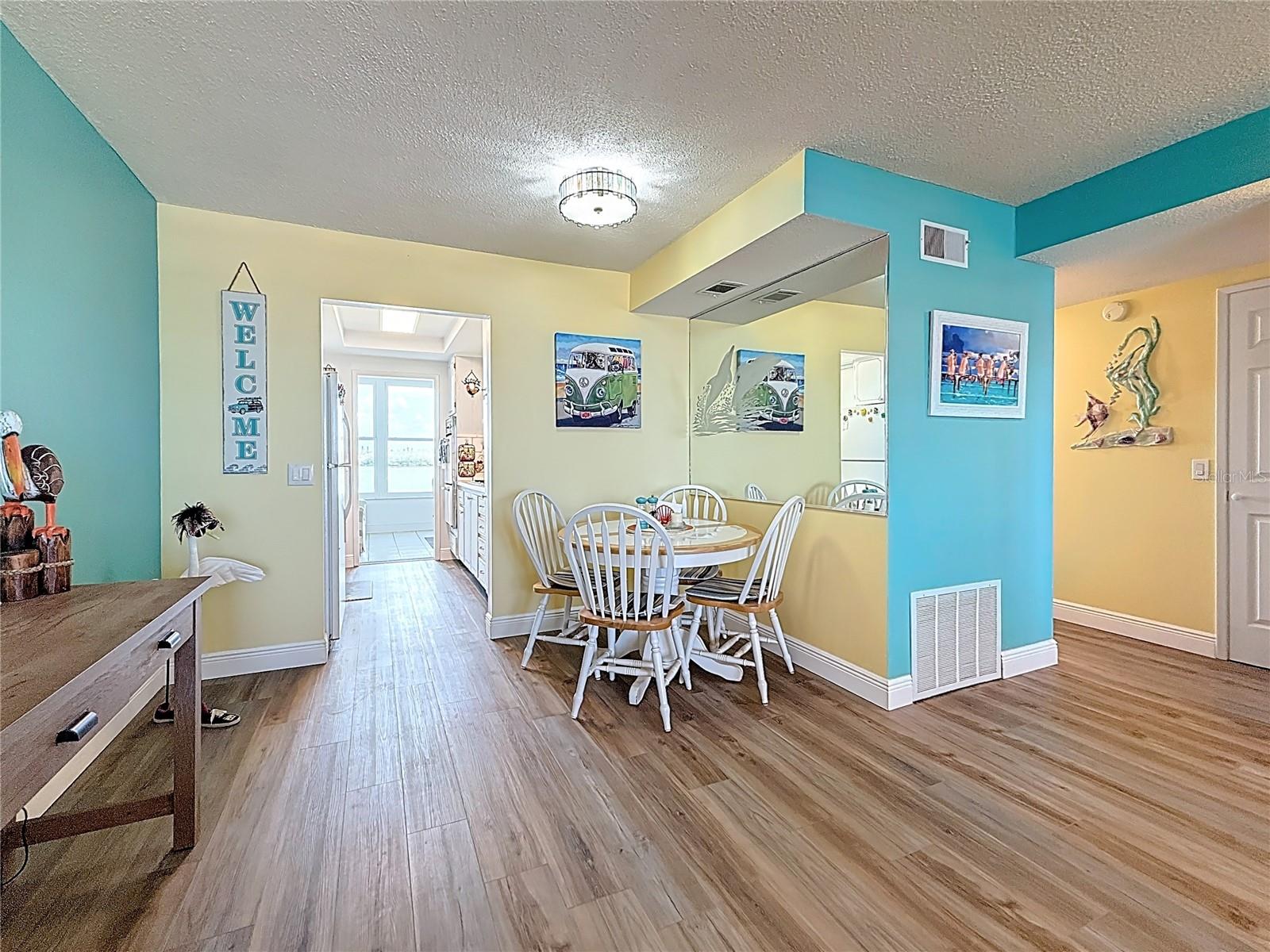 SHORE CREST BLDG - Residential