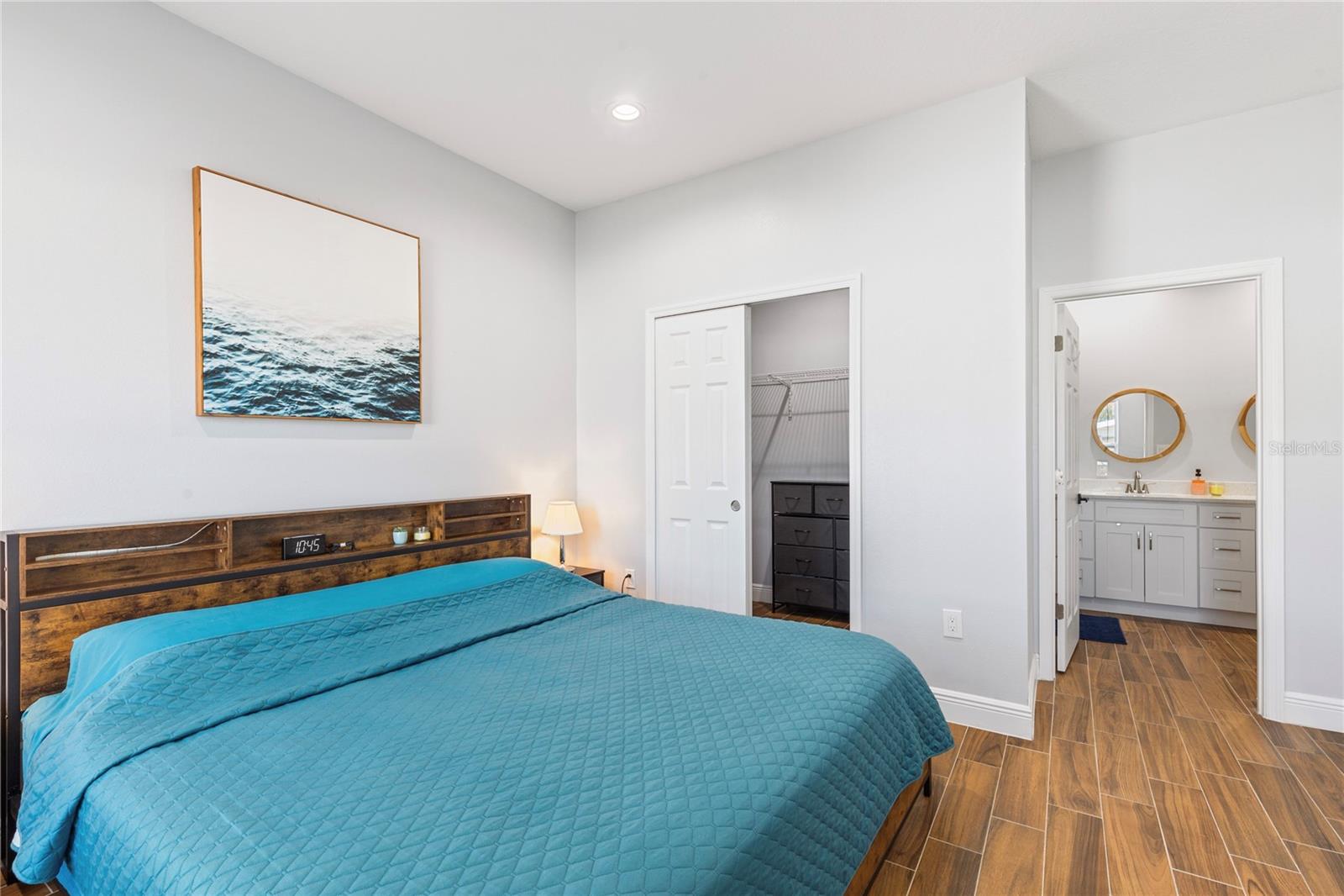 NEW ATHENS CITY - Residential