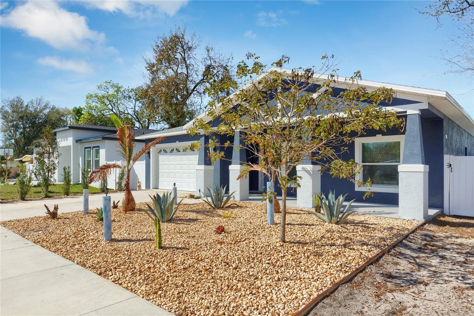 NEW ATHENS CITY - Residential