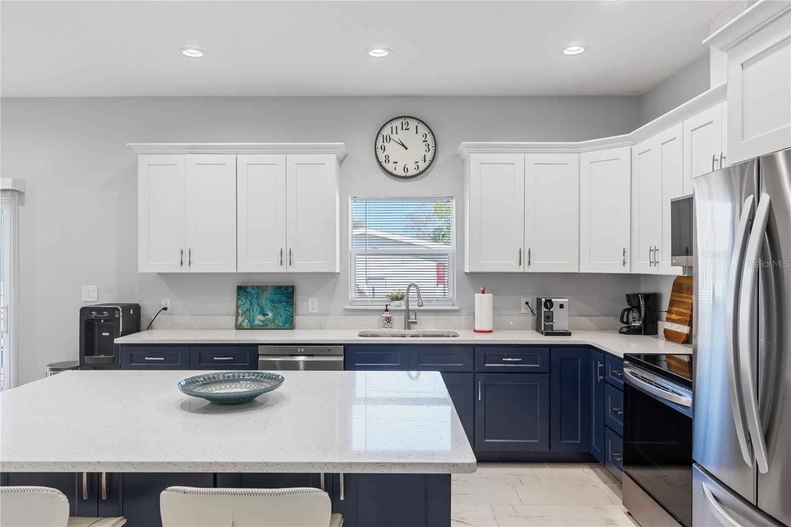 NEW ATHENS CITY - Residential