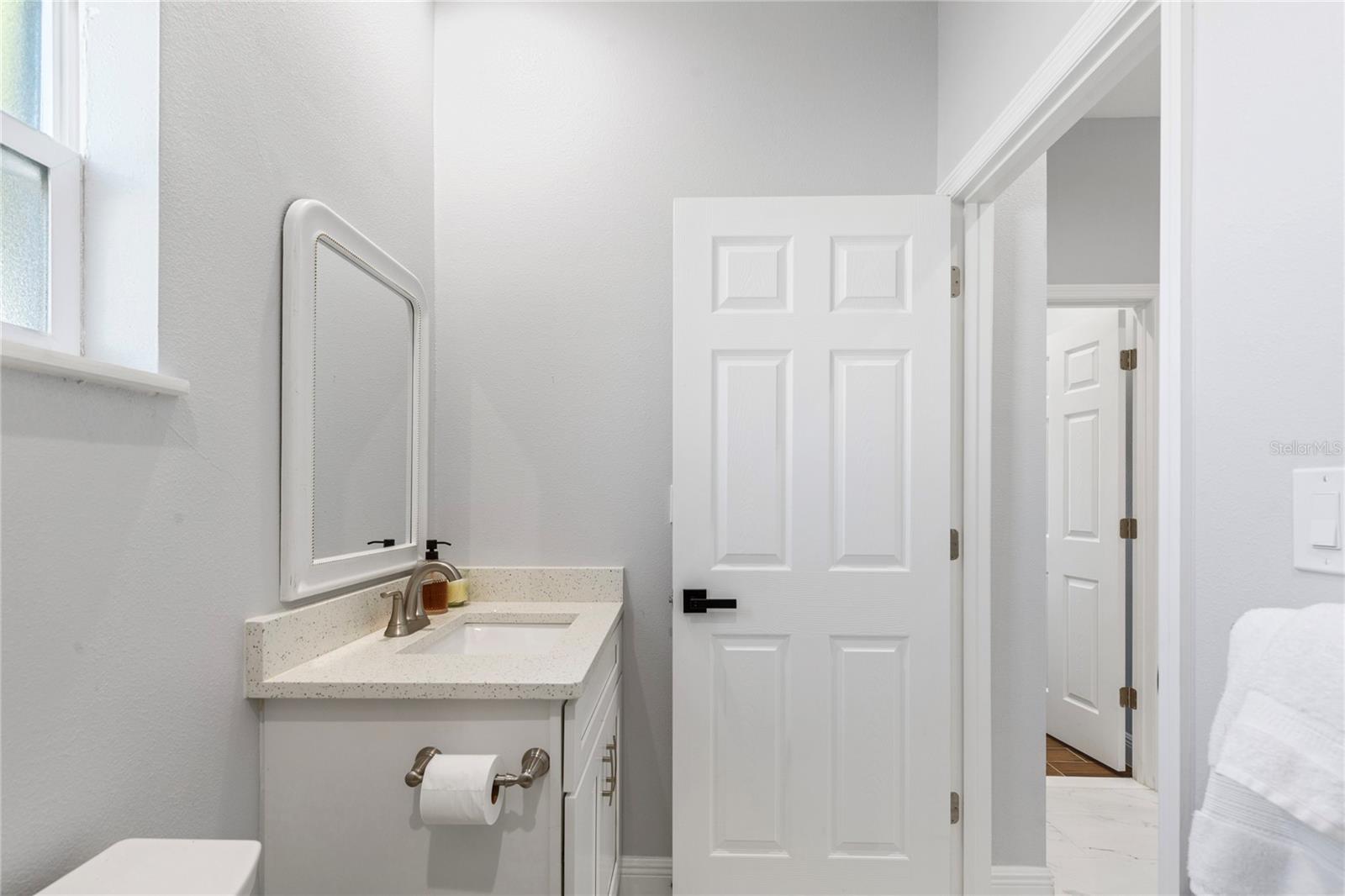 NEW ATHENS CITY - Residential