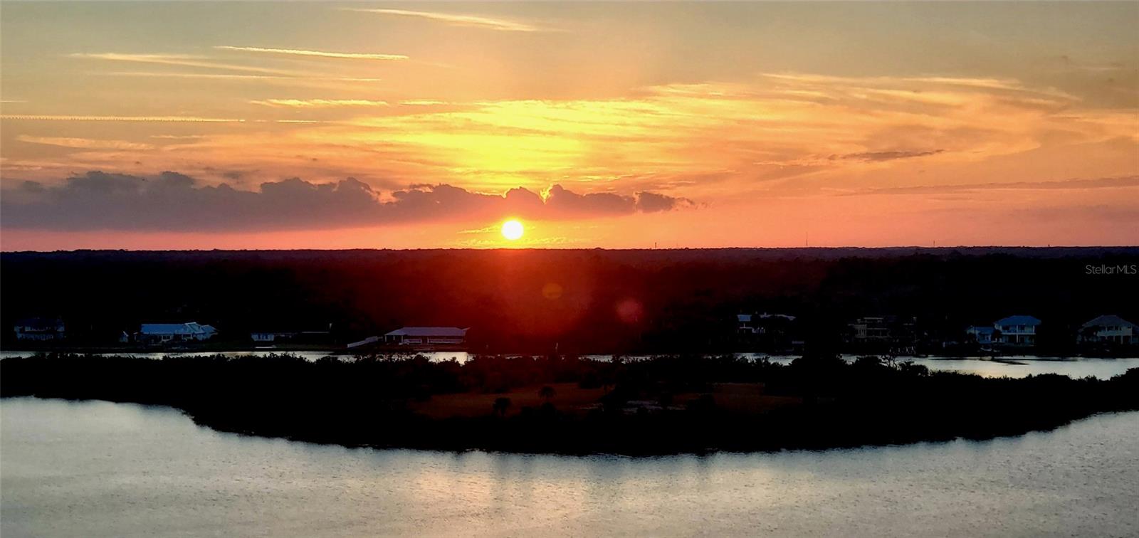 ALIKI GOLD COAST CONDO 01 - Residential