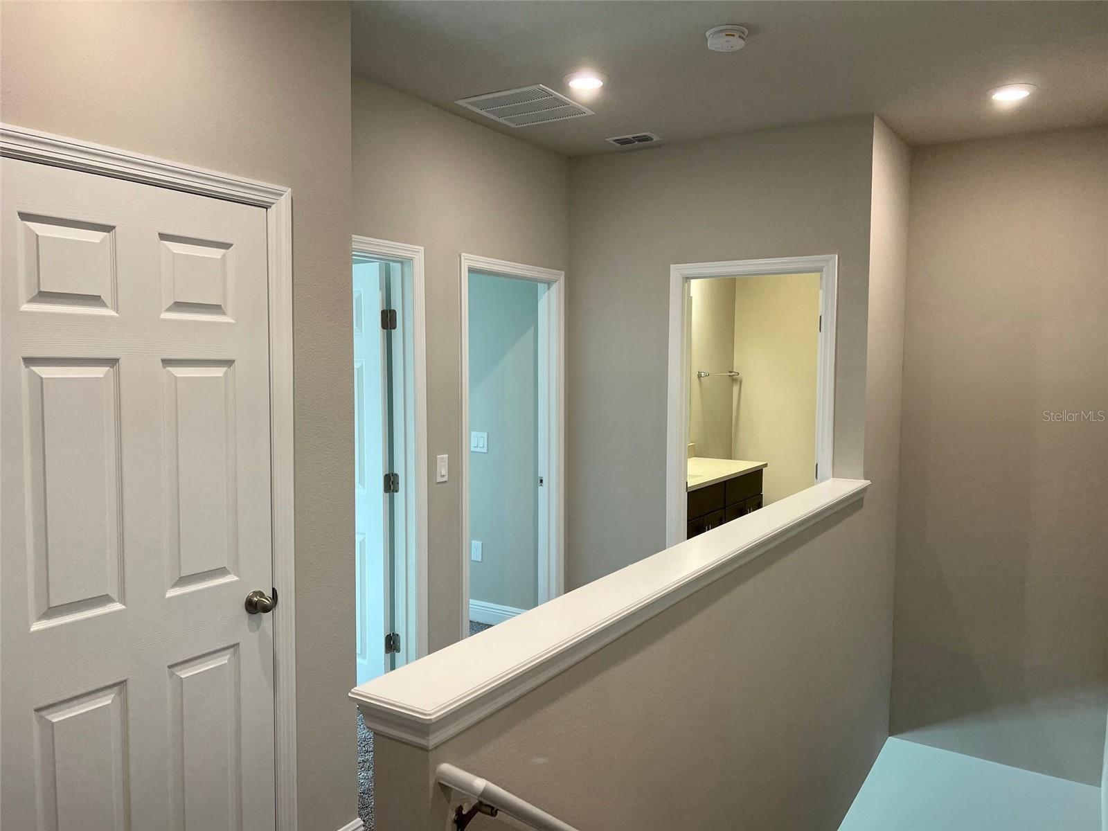 ENCLAVE AT HAWKS CREST - Residential