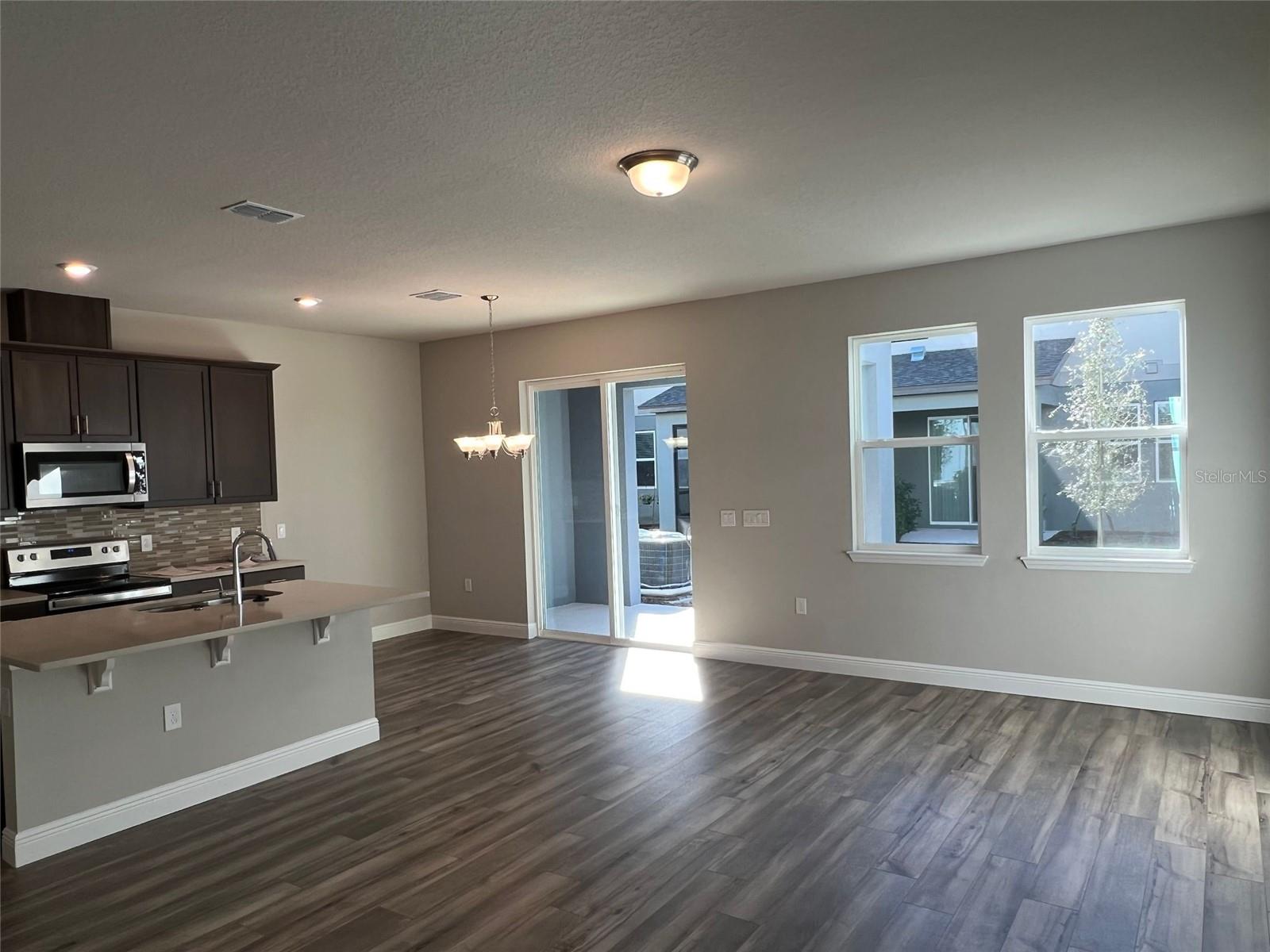 2232 SHADOWLAND LOOP