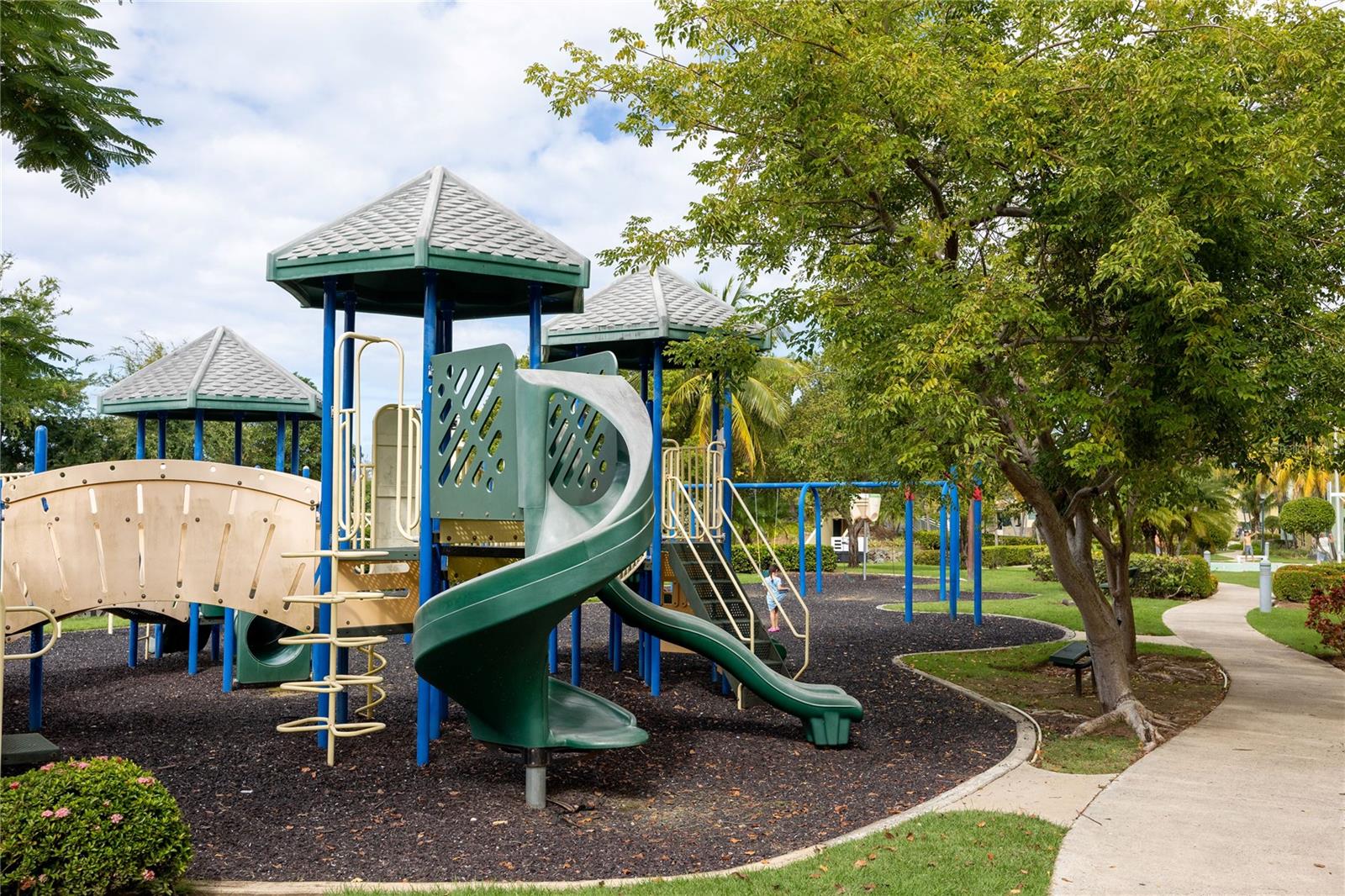 AQUATIKA 1501 - Residential
