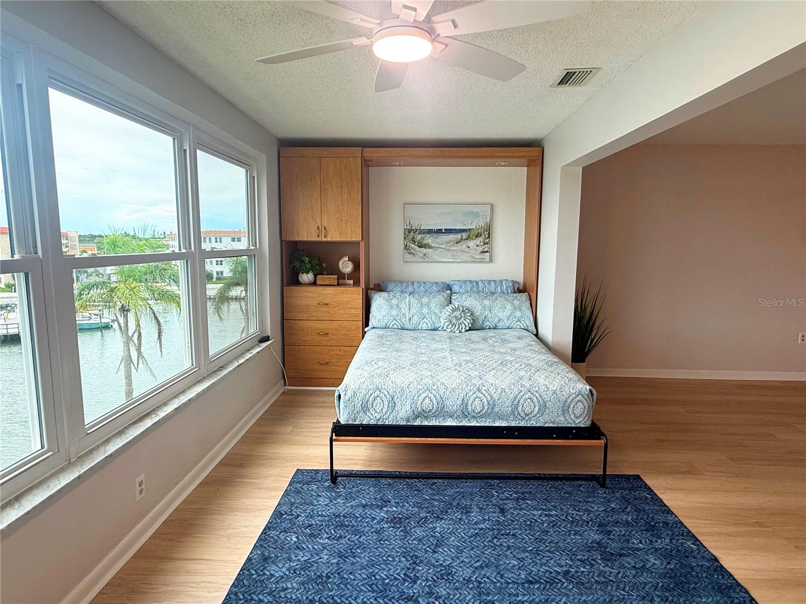 5925 SHORE BOULEVARD S 405