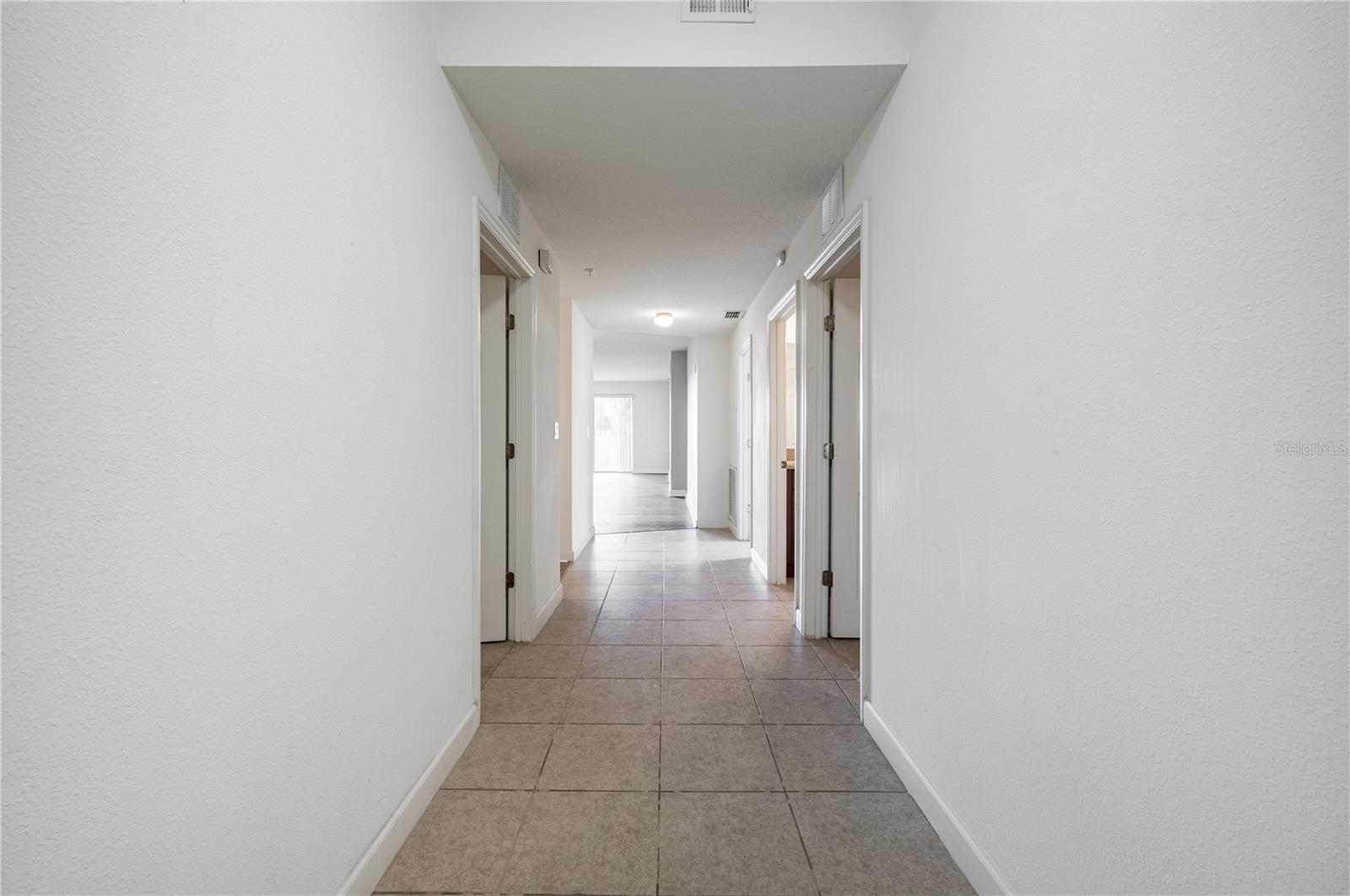 PROMENADE CONDO - Residential Lease