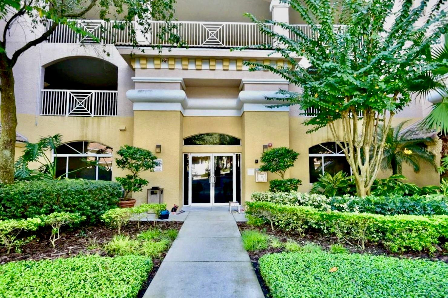 PROMENADE CONDO - Residential Lease