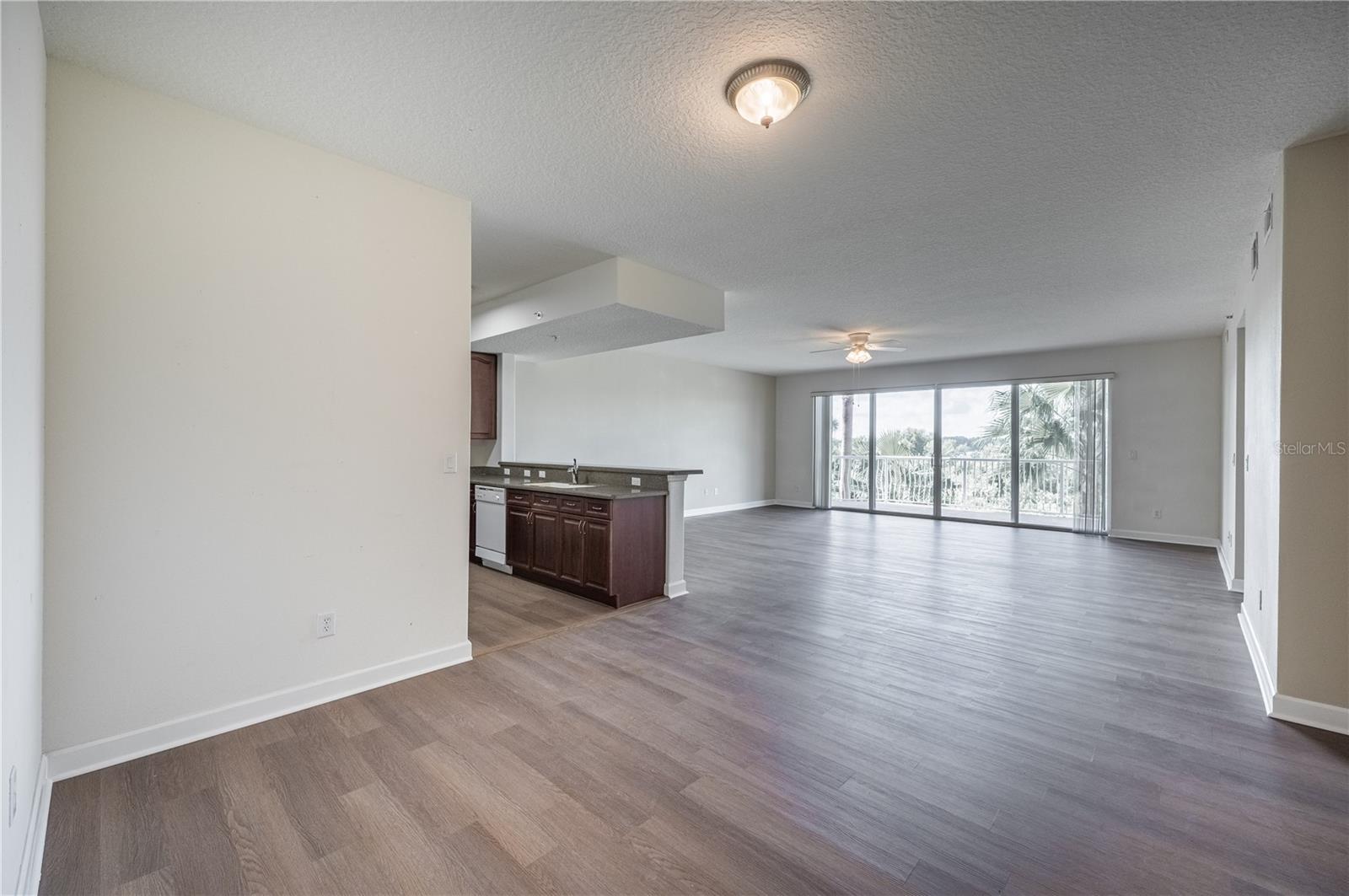 PROMENADE CONDO - Residential Lease