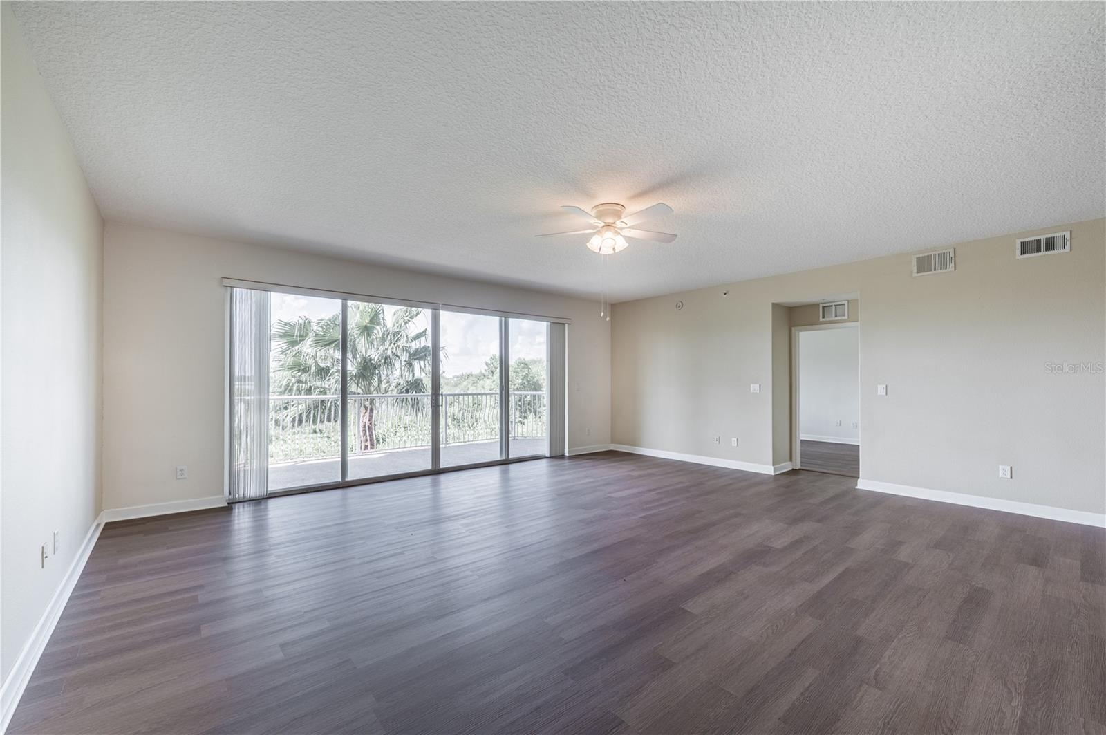 PROMENADE CONDO - Residential Lease