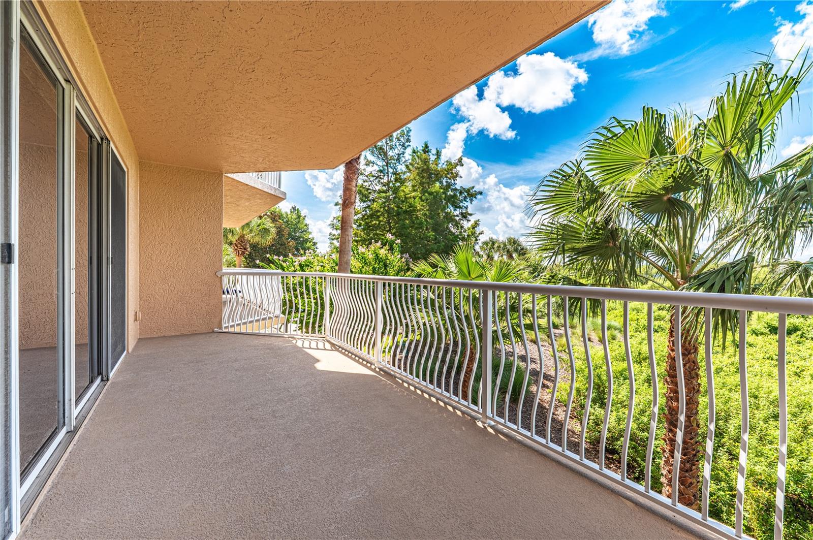 PROMENADE CONDO - Residential Lease