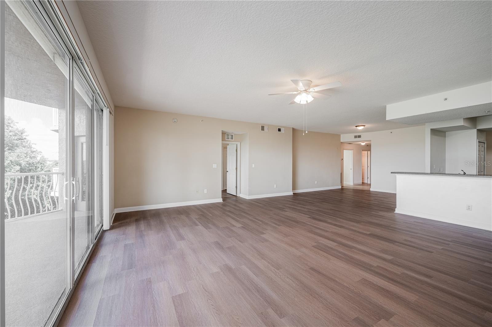 PROMENADE CONDO - Residential Lease