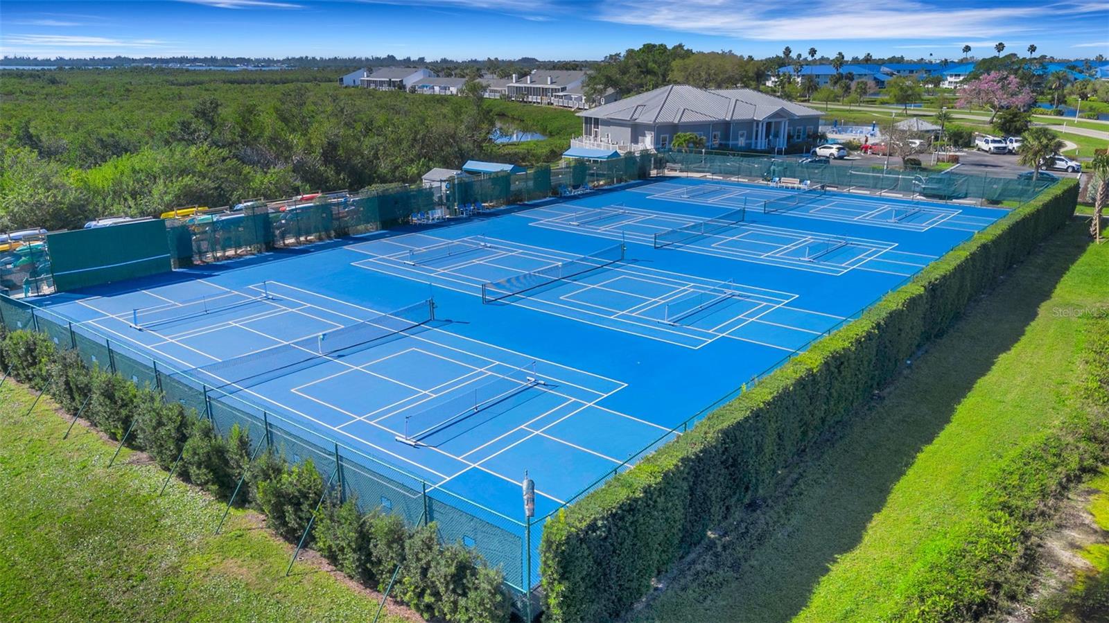 SPOONBILL LANDINGS AT PERICO BAY - Residential