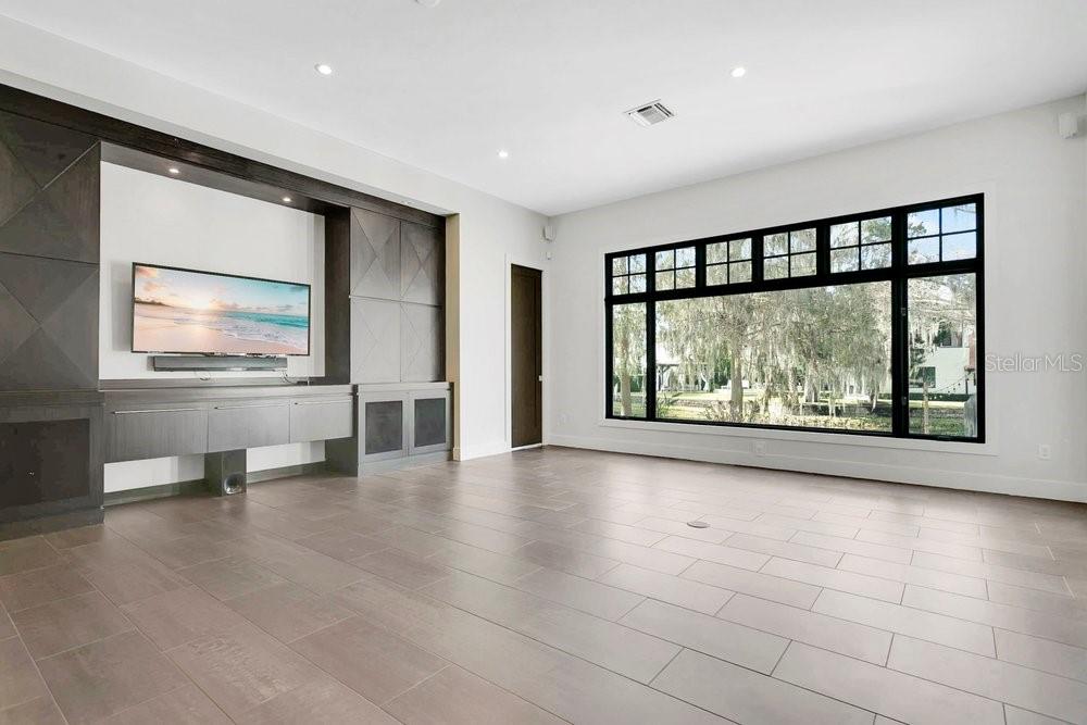 MAITLAND SHORES FIRST ADD - Residential