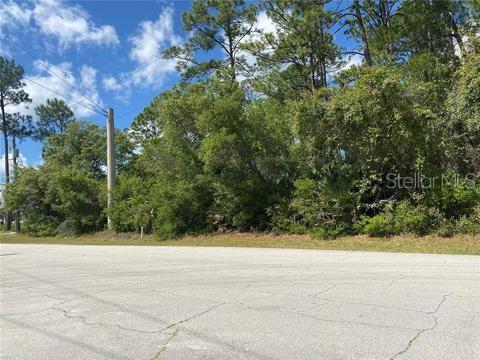 Welcome to an unparalleled opportunity to shape your dream on this expansive vacant land. Perfectly positioned for endless possibilities, this property serves as a blank canvas, ready for your vision—whether it's a custom home, a private retreat, or an investment development.
With ample space and a prime location, the land offers limitless potential, free from existing structures, giving you the freedom to design and build exactly what you envision. Surrounded by natural beauty and offering the flexibility to create something truly unique, this is your chance to bring your ideas to life.