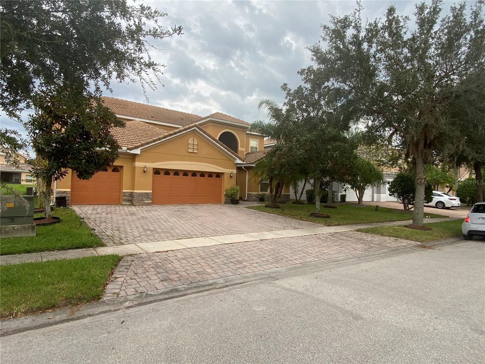 View KISSIMMEE, FL 34746 house