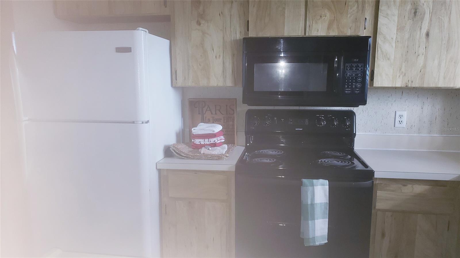 Oceania Plaza Condo - Residential