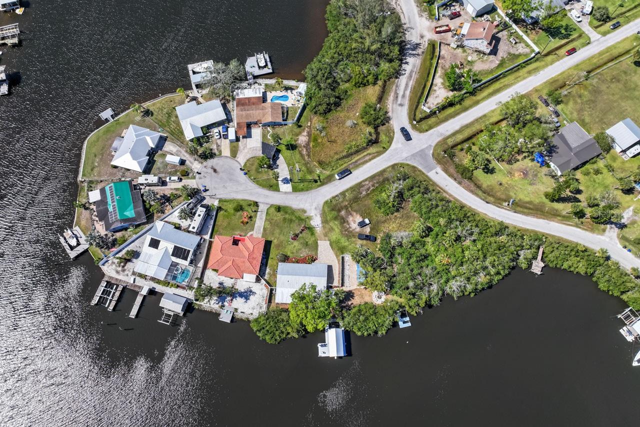 SANDPIPER POINT - Residential