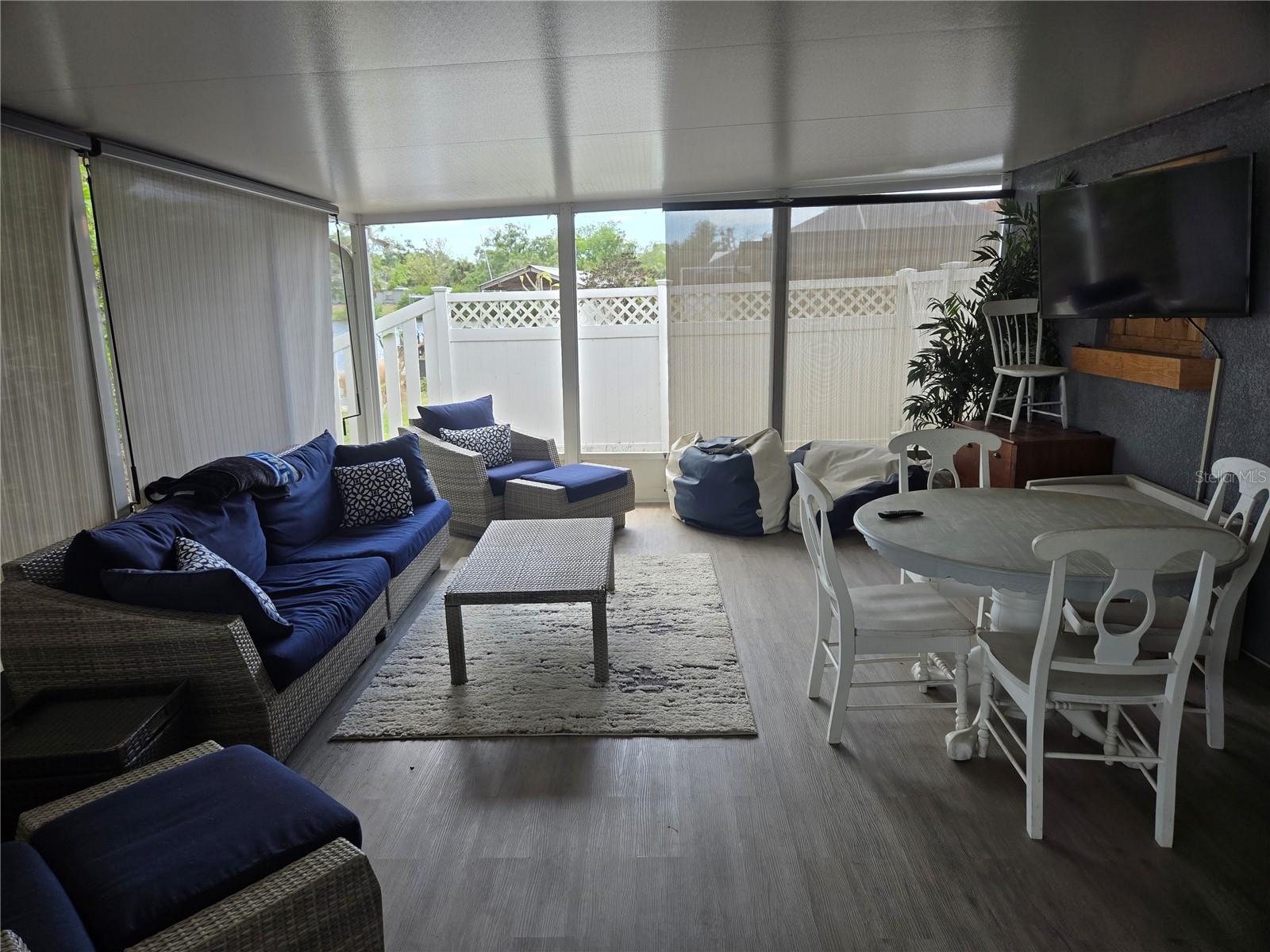 SANDPIPER POINT - Residential