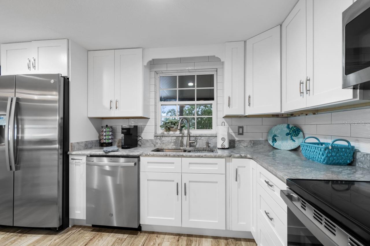 SANDPIPER POINT - Residential