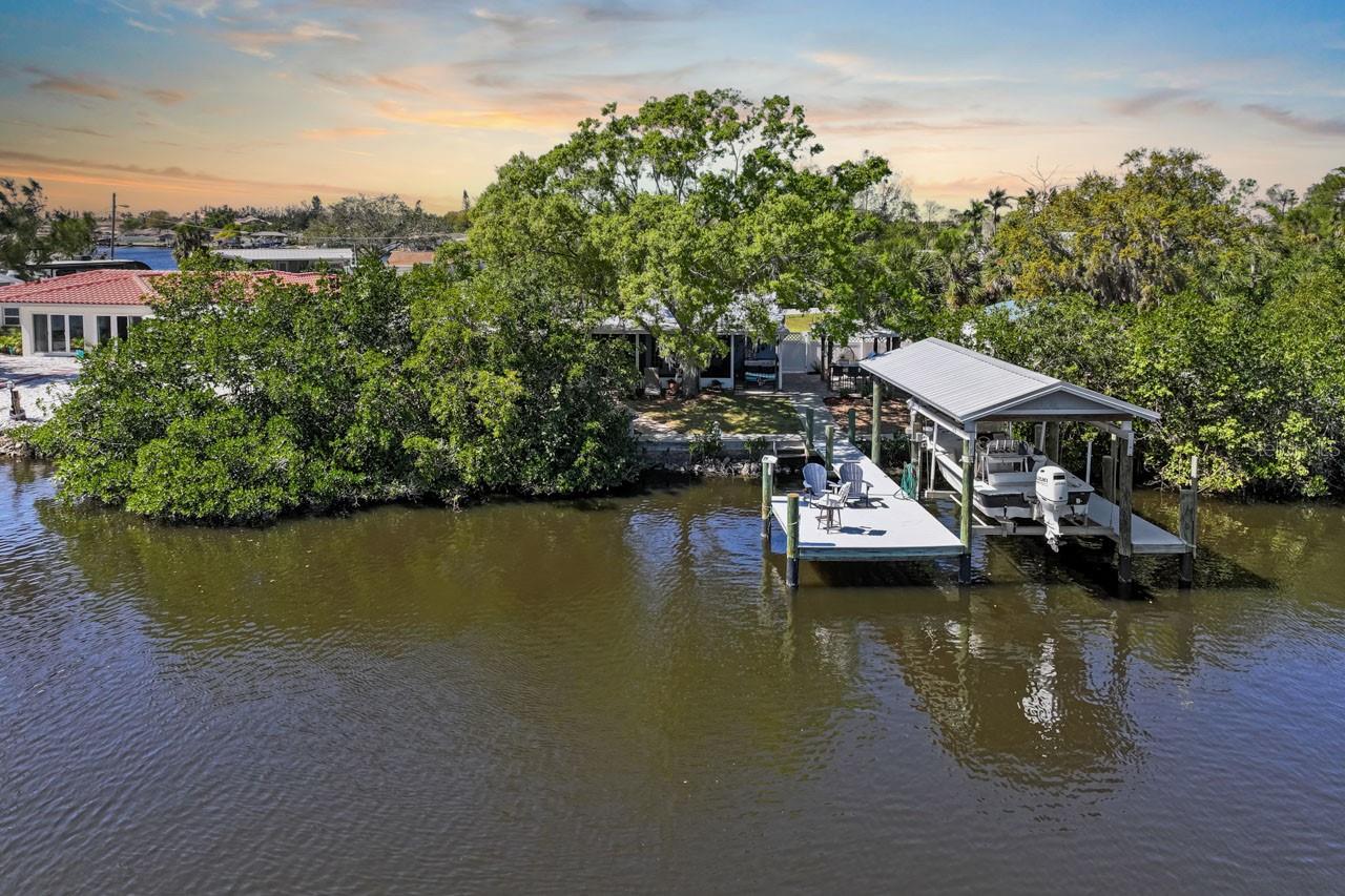 SANDPIPER POINT - Residential