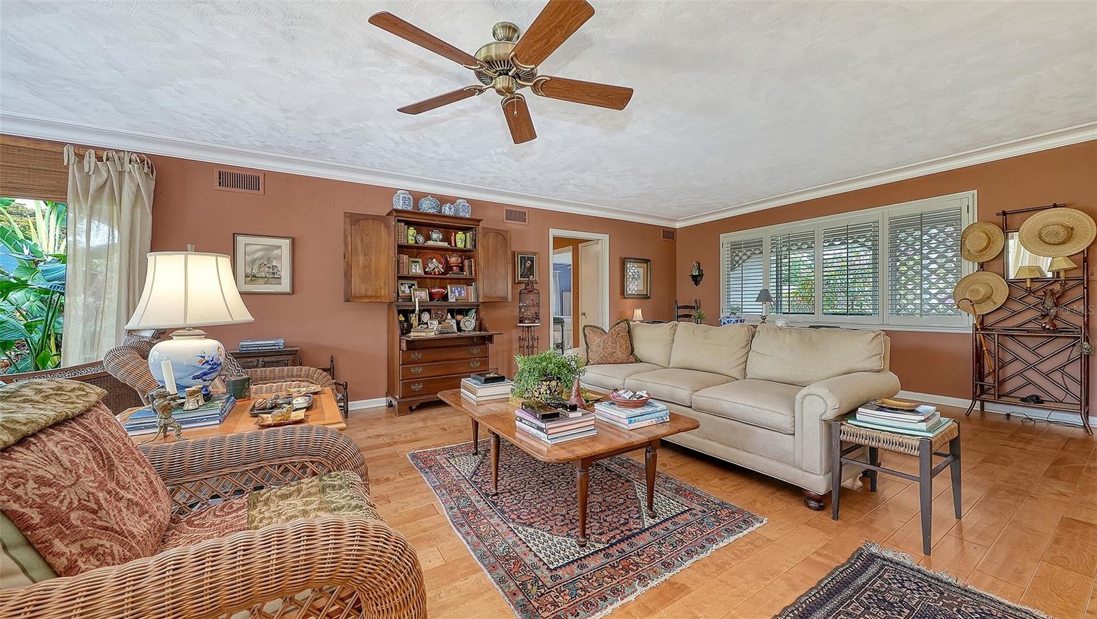 HARBOR ACRES - Residential