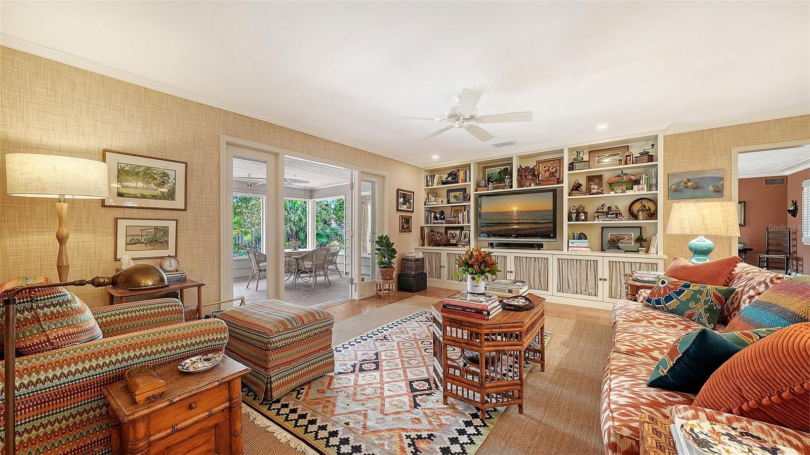 HARBOR ACRES - Residential