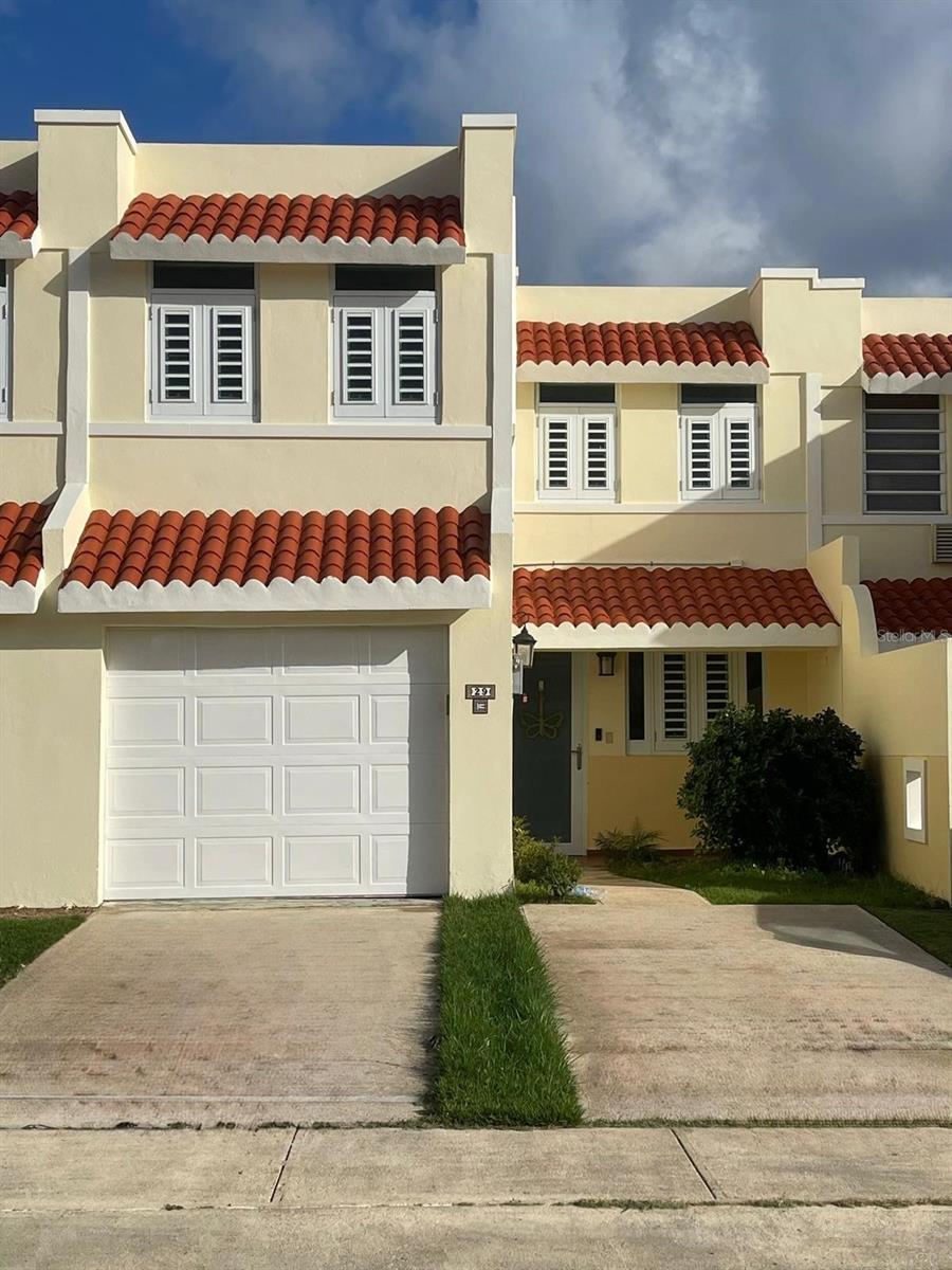 GABLES BREEZE - Residential