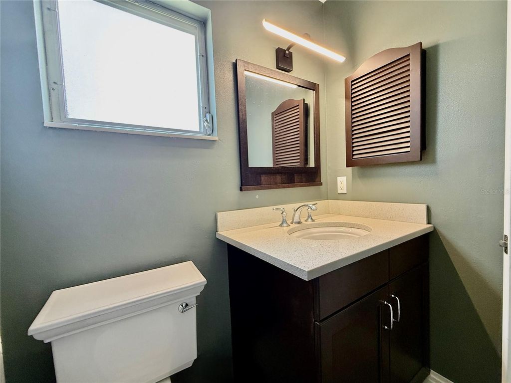 Photo of 2217 Hopkins Drive W, Bradenton, FL 34207 (MLS # A4687545)