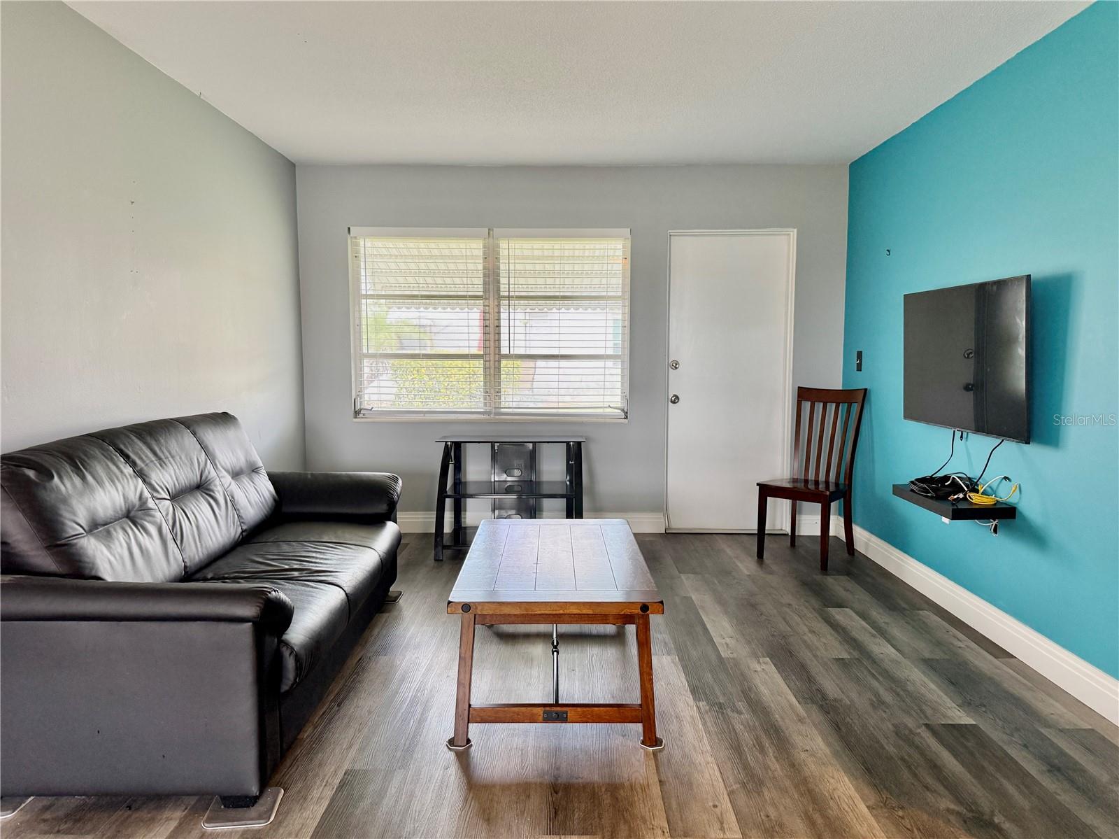 PARKWAY VILLAS - Residential