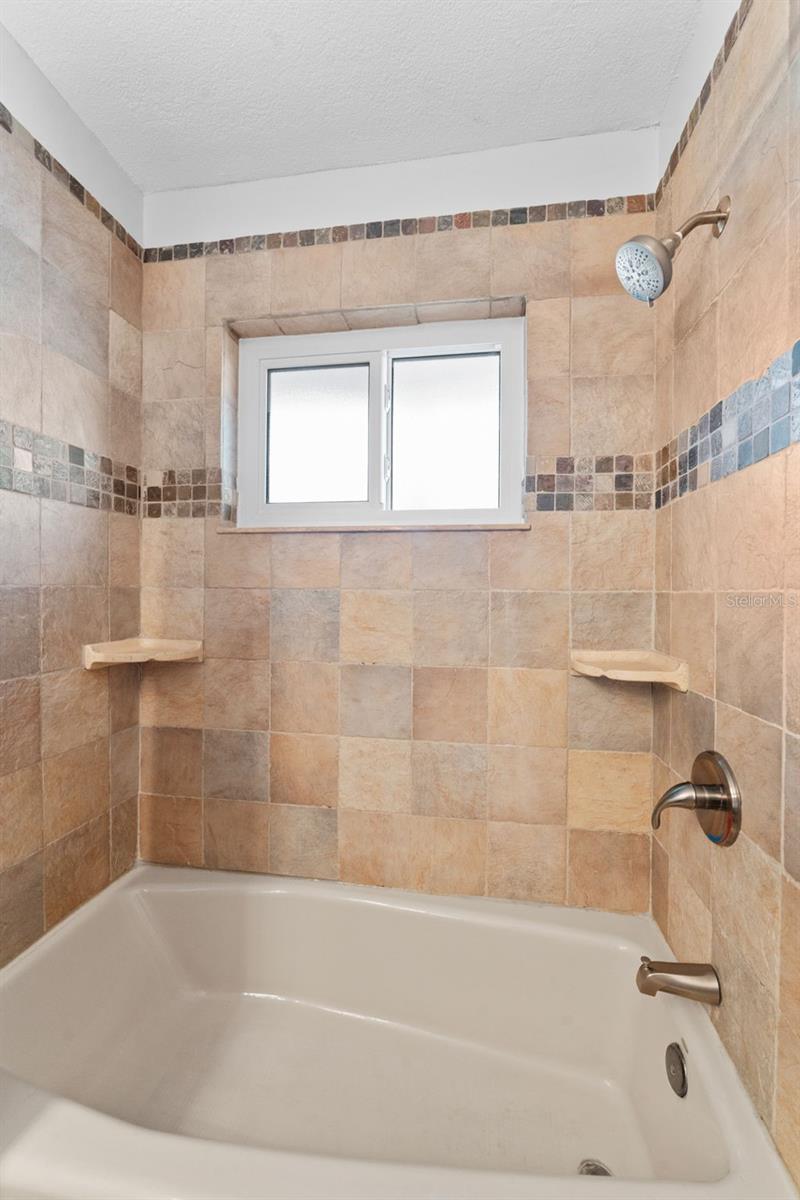 PINELLAS POINT SKYVIEW SHORES 4TH ADD - Residential