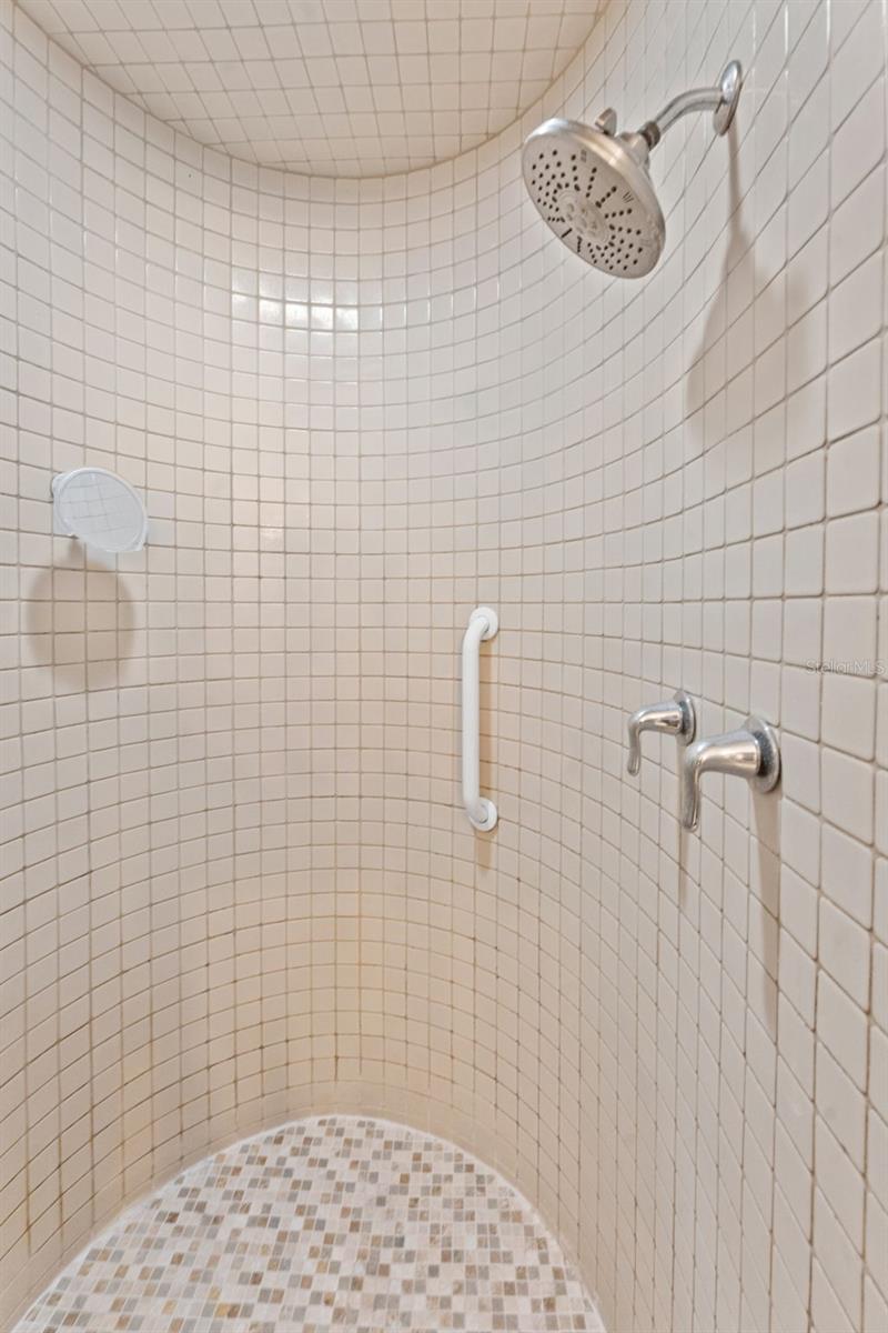 PINELLAS POINT SKYVIEW SHORES 4TH ADD - Residential