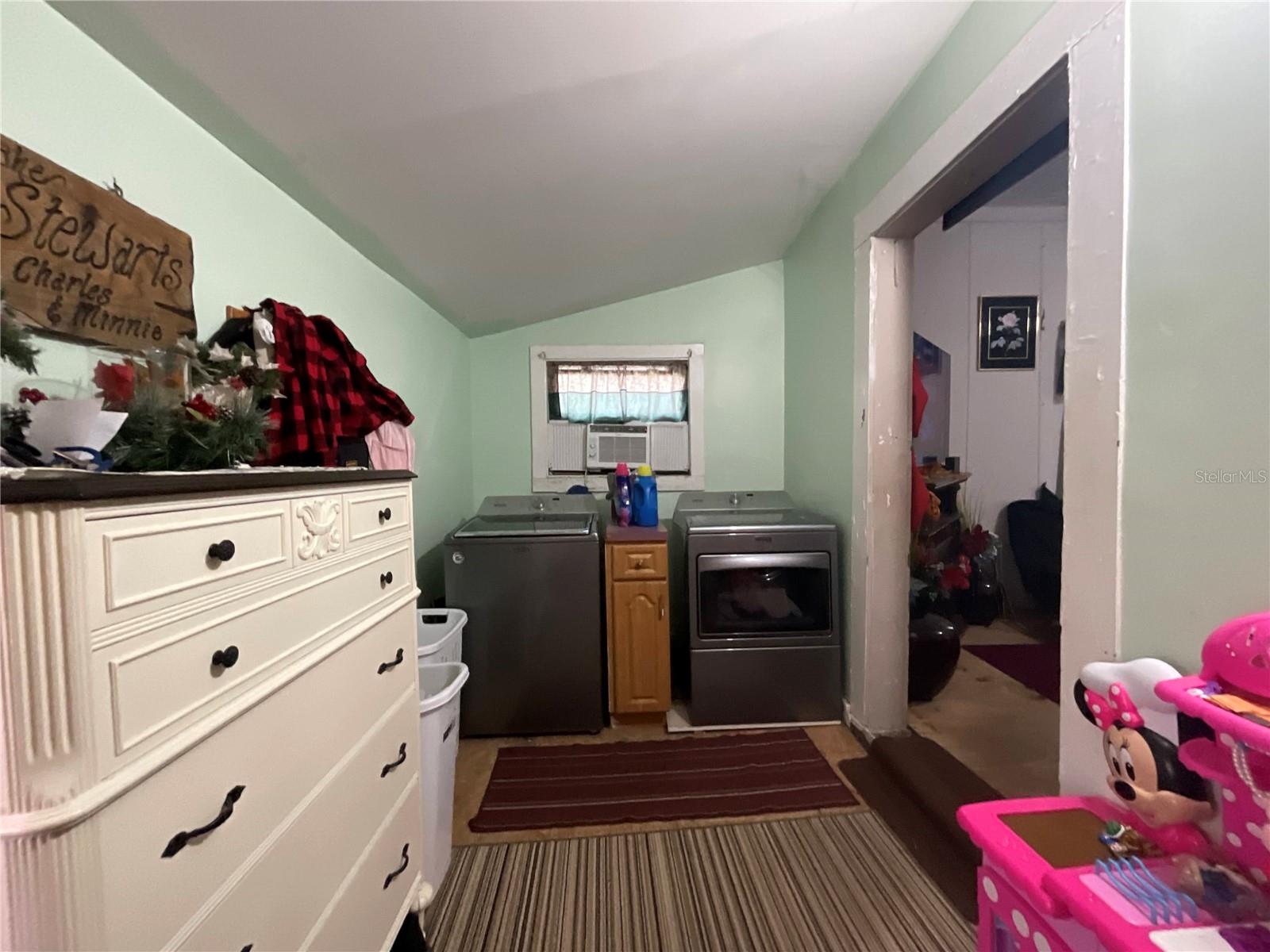 STONES SUB - Residential