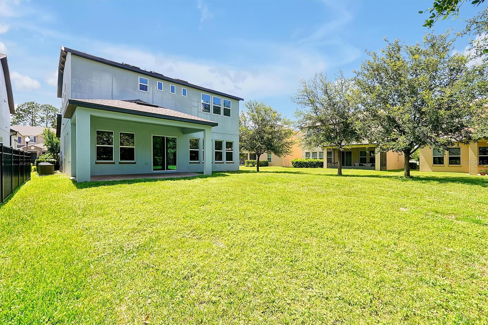 6925 TRELLIS VINE LOOP