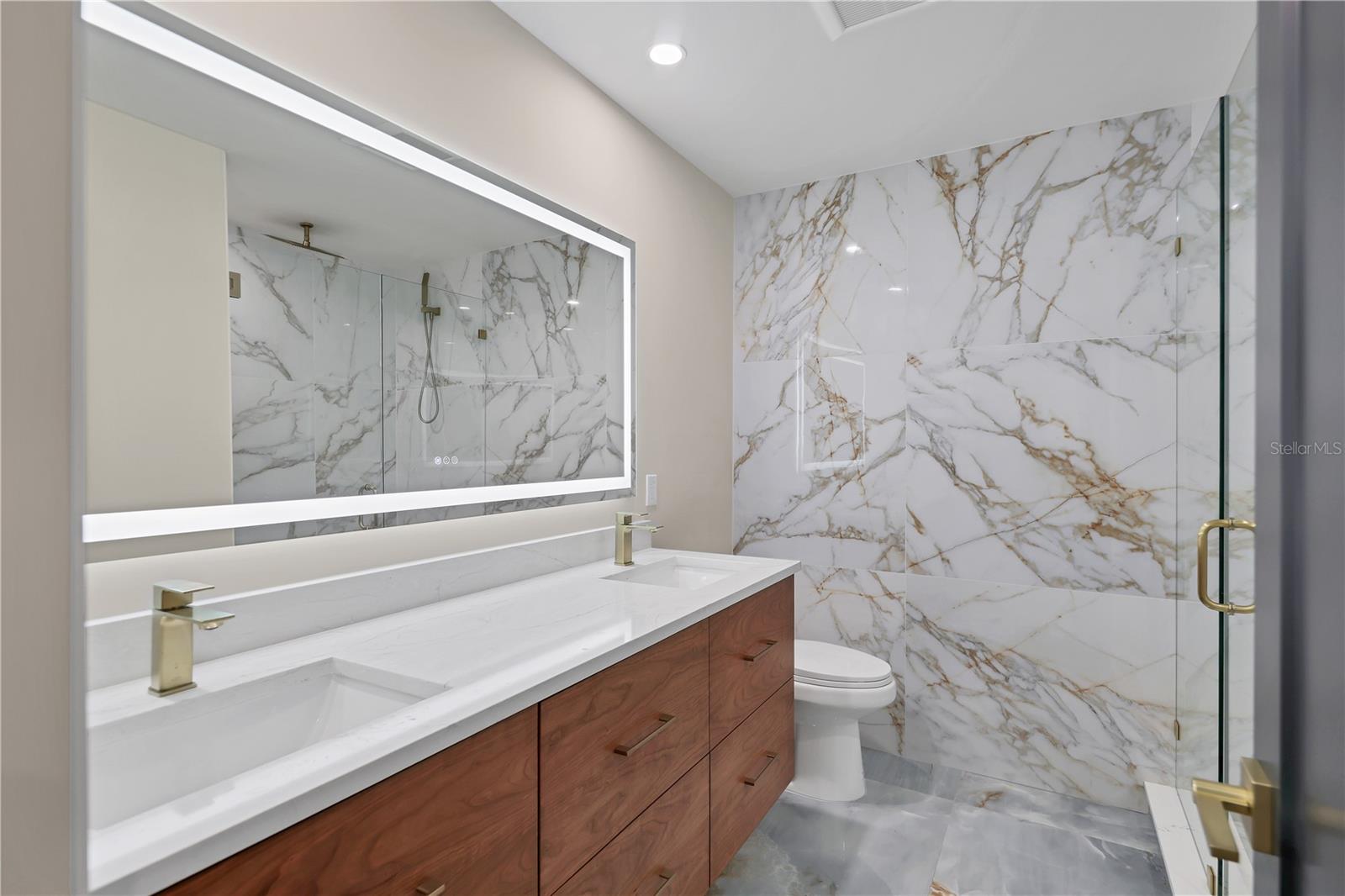 SAN REMO SHORES - Residential