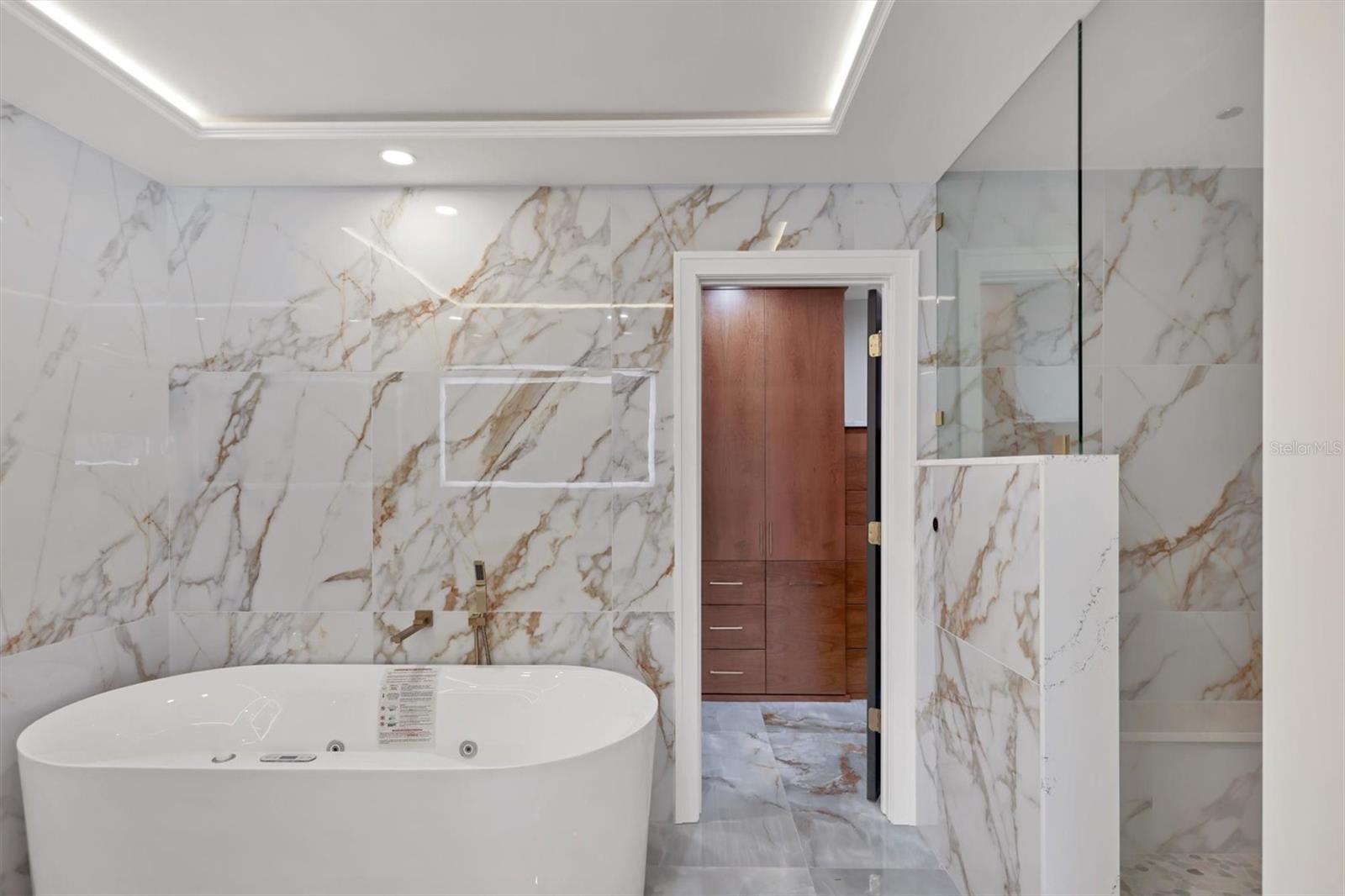 SAN REMO SHORES - Residential