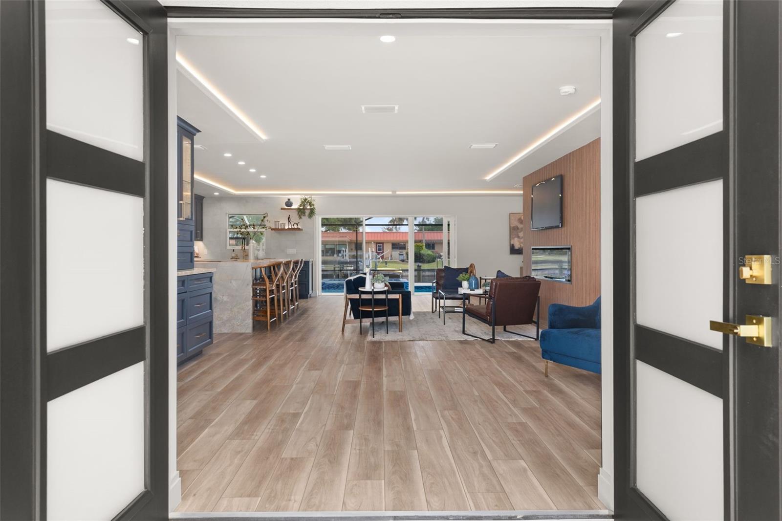 SAN REMO SHORES - Residential
