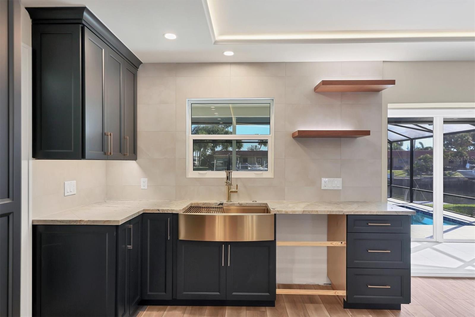 SAN REMO SHORES - Residential