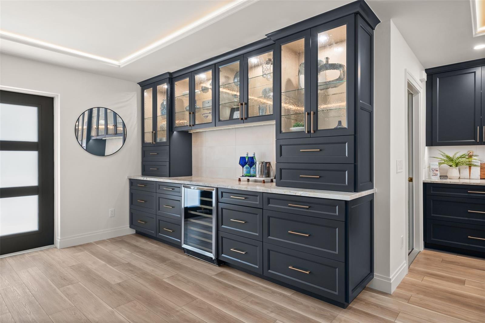 SAN REMO SHORES - Residential