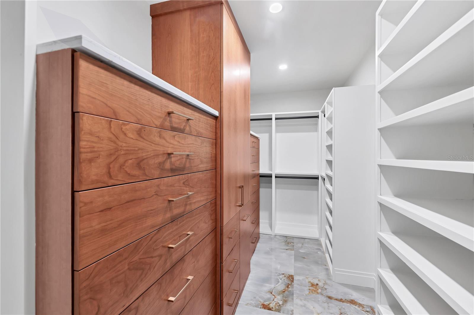 SAN REMO SHORES - Residential