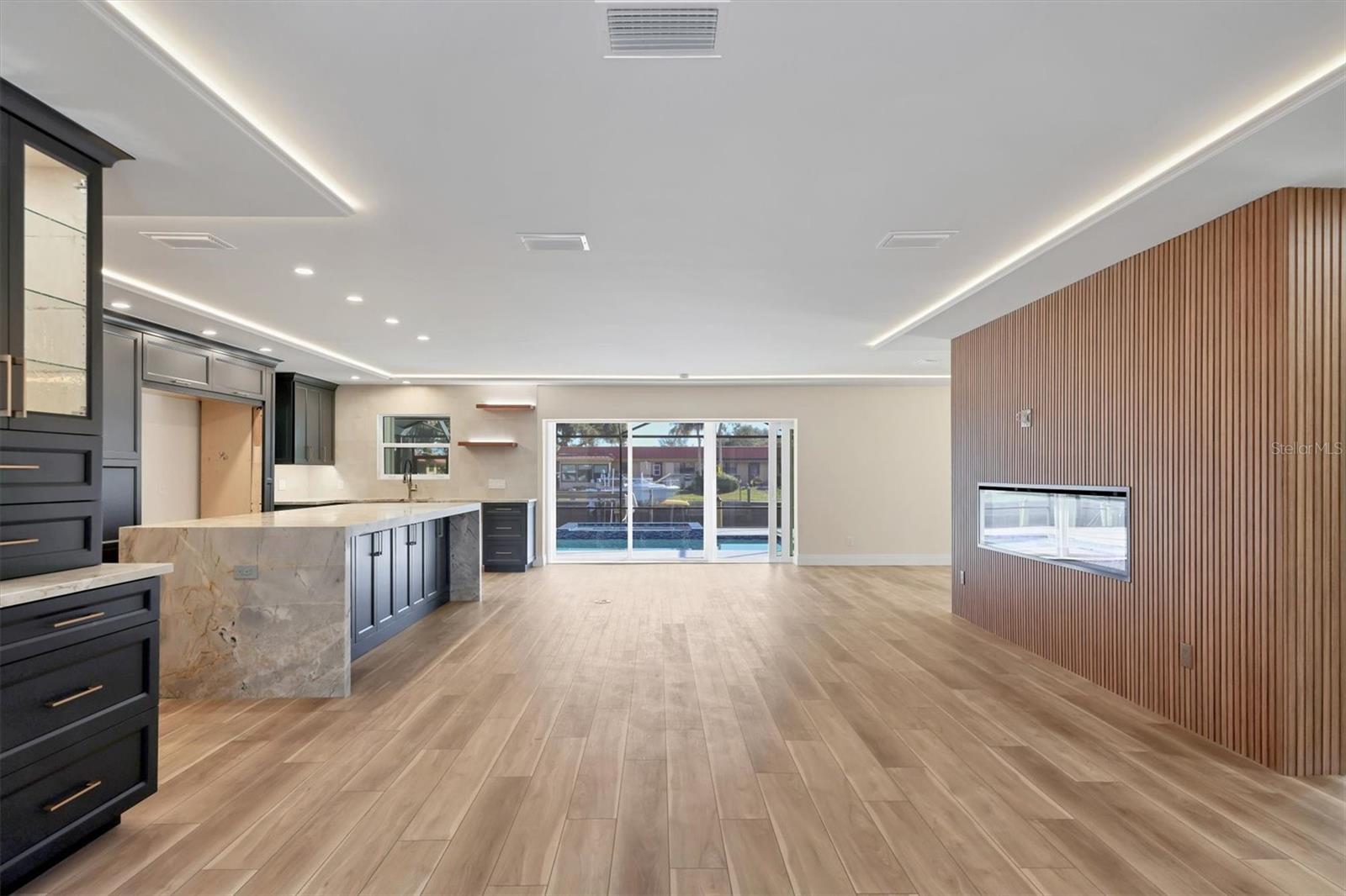 SAN REMO SHORES - Residential