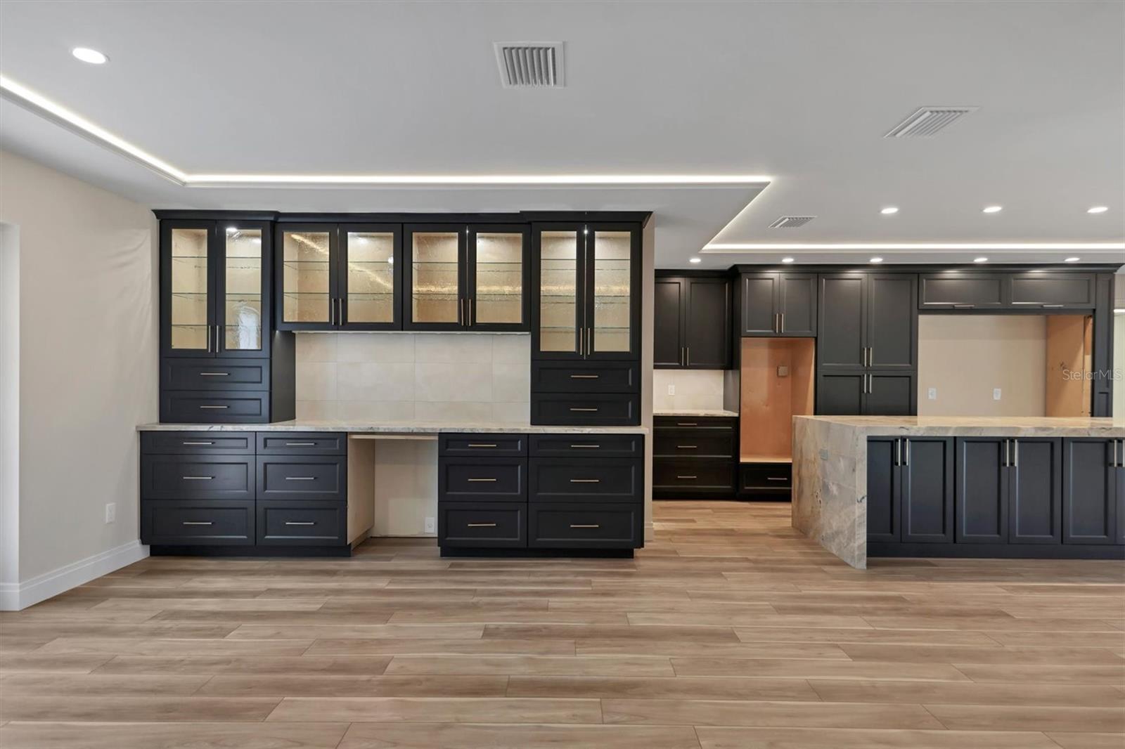 SAN REMO SHORES - Residential