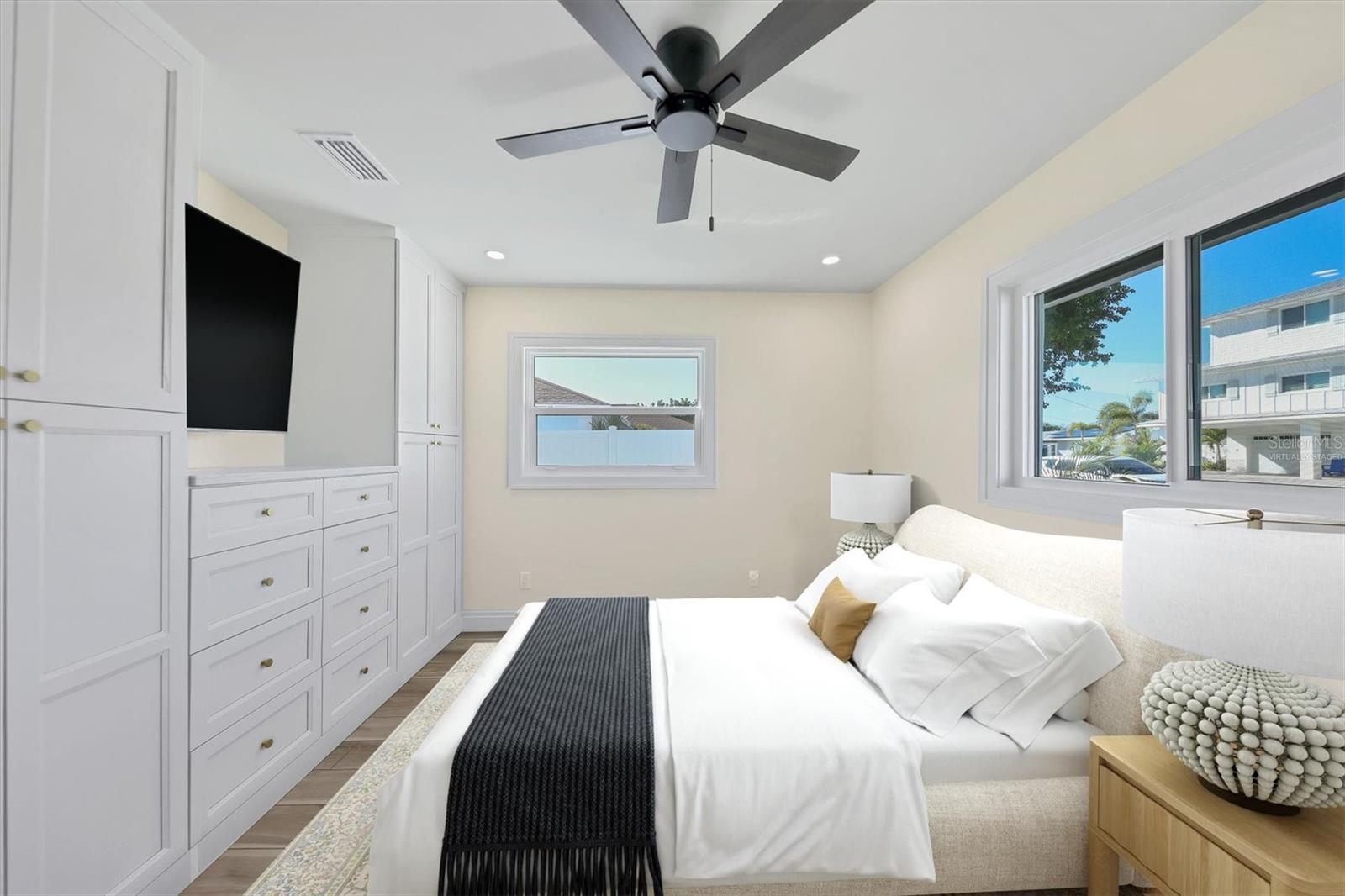 SAN REMO SHORES - Residential