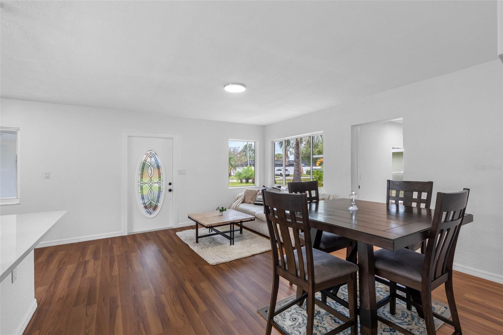 BAYWOOD SHORES - Residential