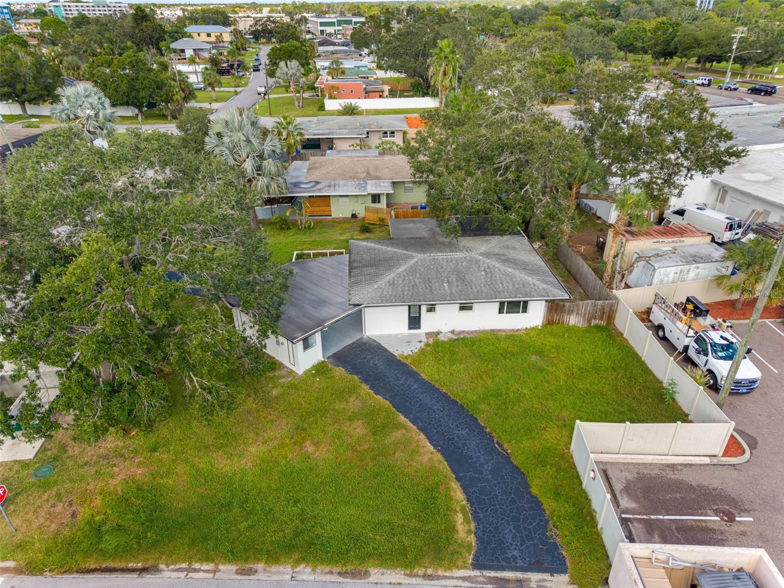BAYWOOD SHORES - Residential