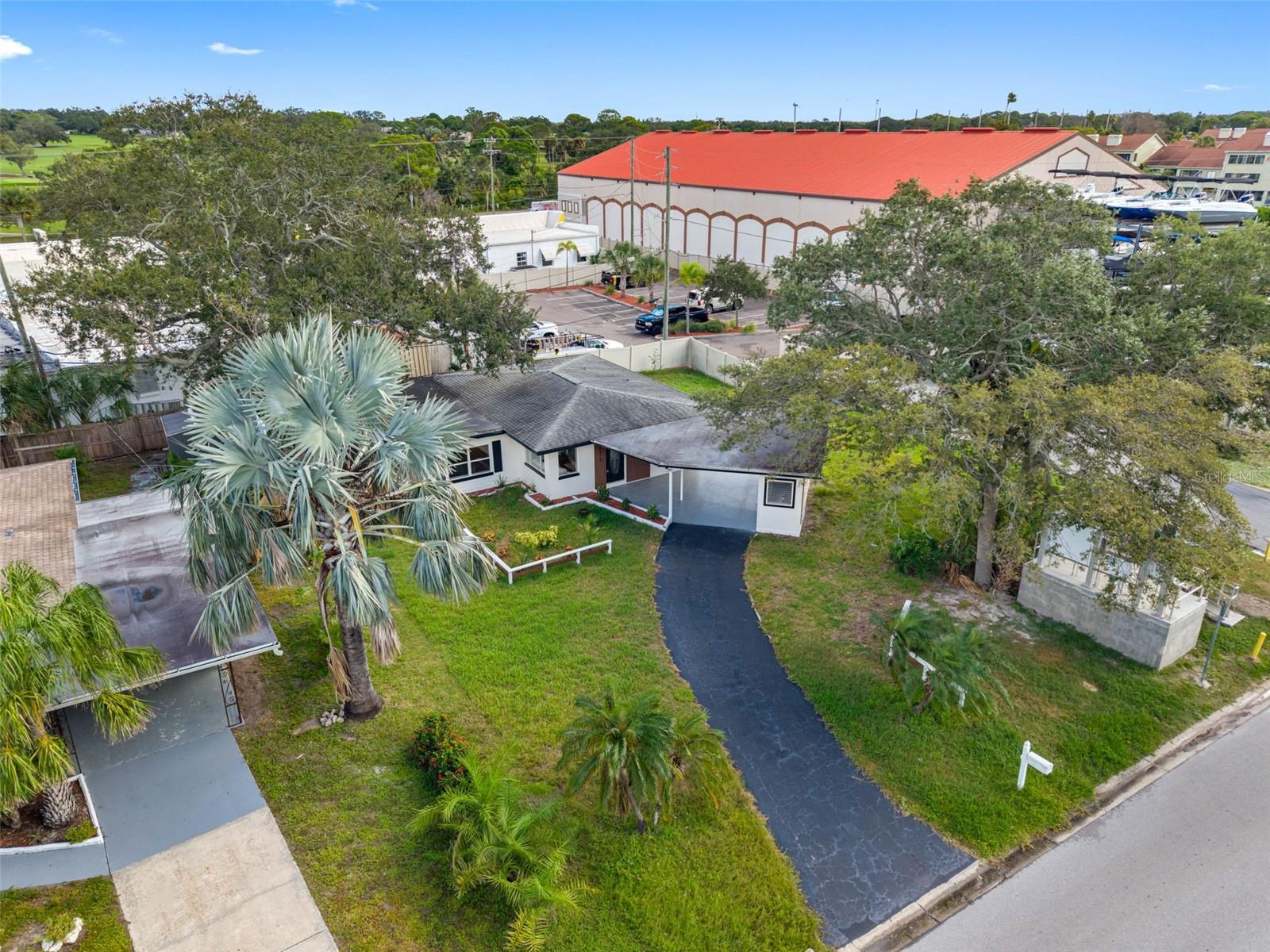 BAYWOOD SHORES - Residential